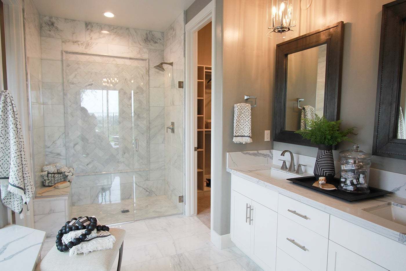 Villosa at Sea Haven | Partington Model | Owner's Bathroom