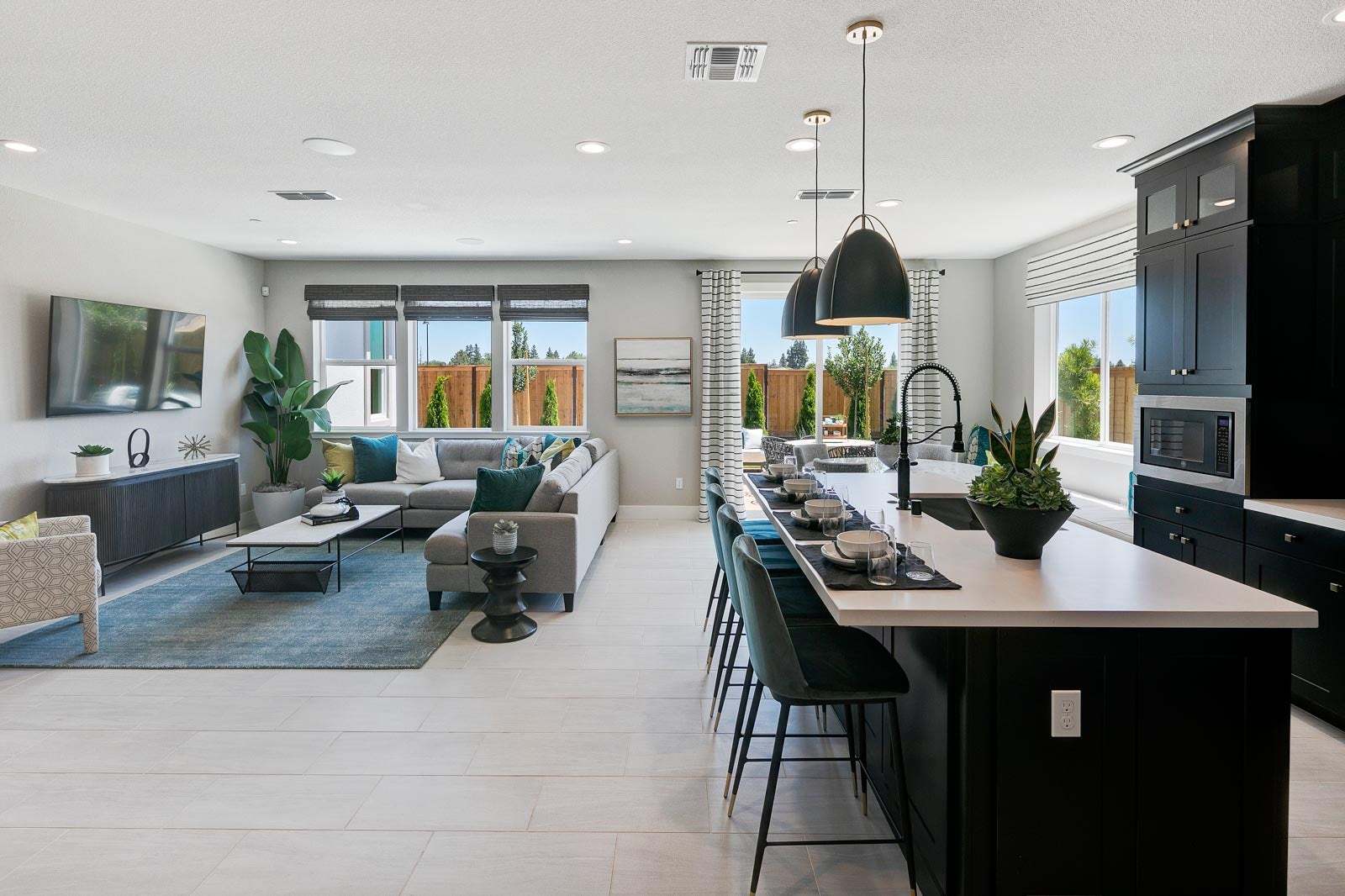 Vida at The Collective by Trumark Homes in Manteca, CA I Residence 3 Model