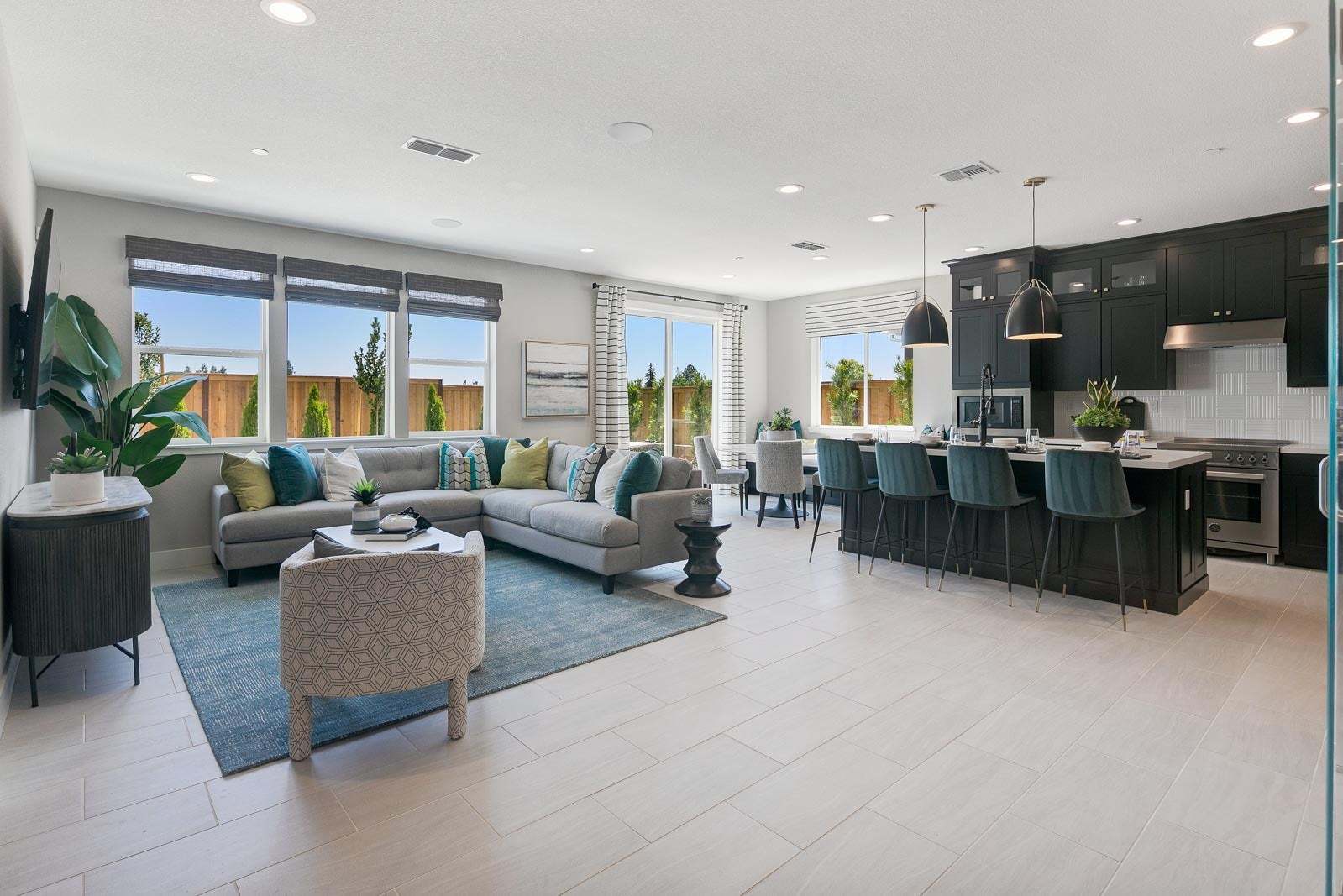 Vida at The Collective by Trumark Homes in Manteca, CA I Residence 3 Model