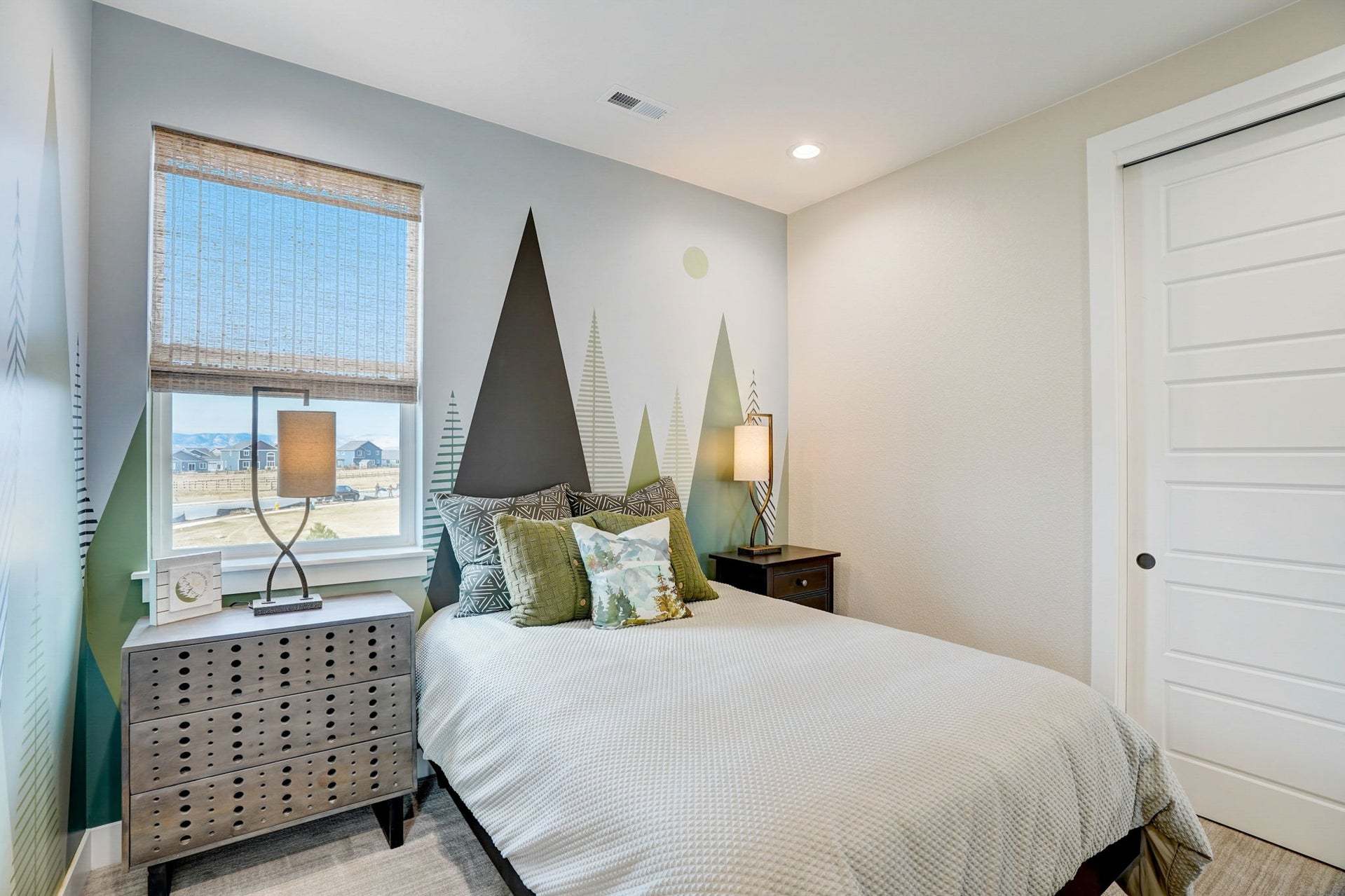 Kitchel Lake at Serratoga Falls by Trumark Homes | Plan 3 Model | Timnath, CO