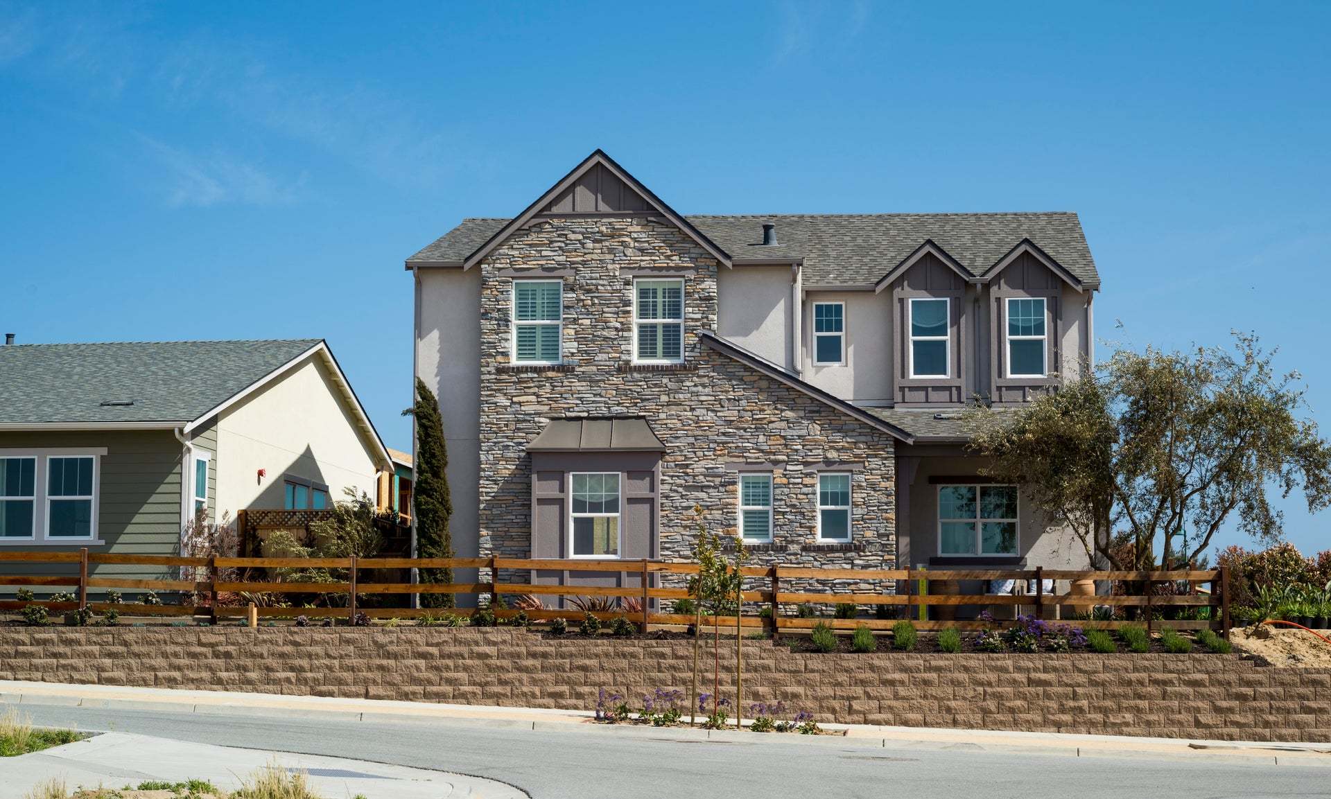 Layia at Sea Haven | Tate Model | Exterior