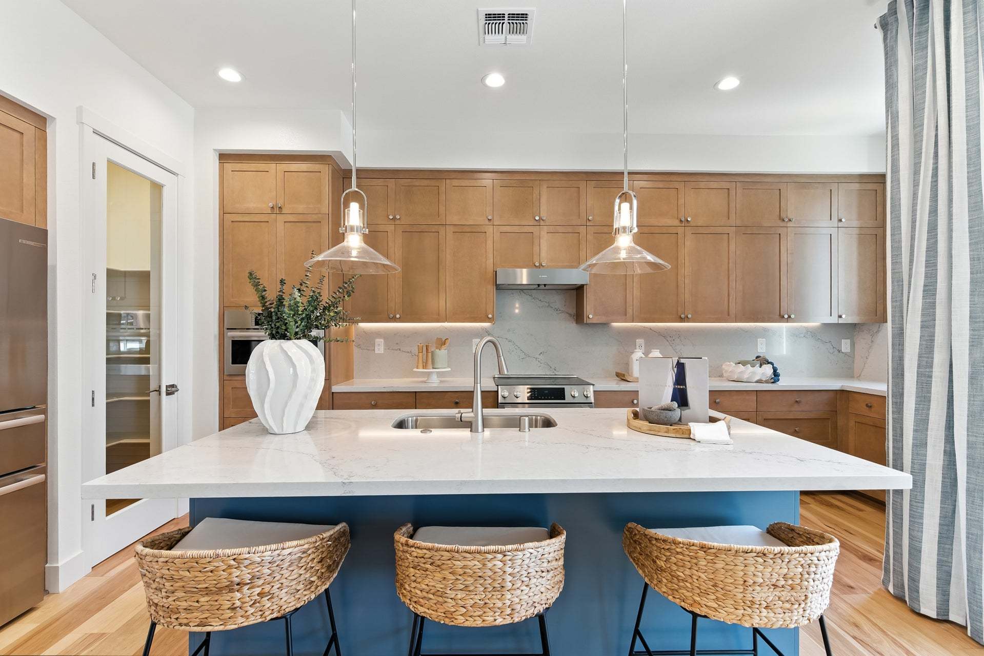 Skyline by Trumark Homes in Alameda, CA I Residence 2 Model I Kitchen