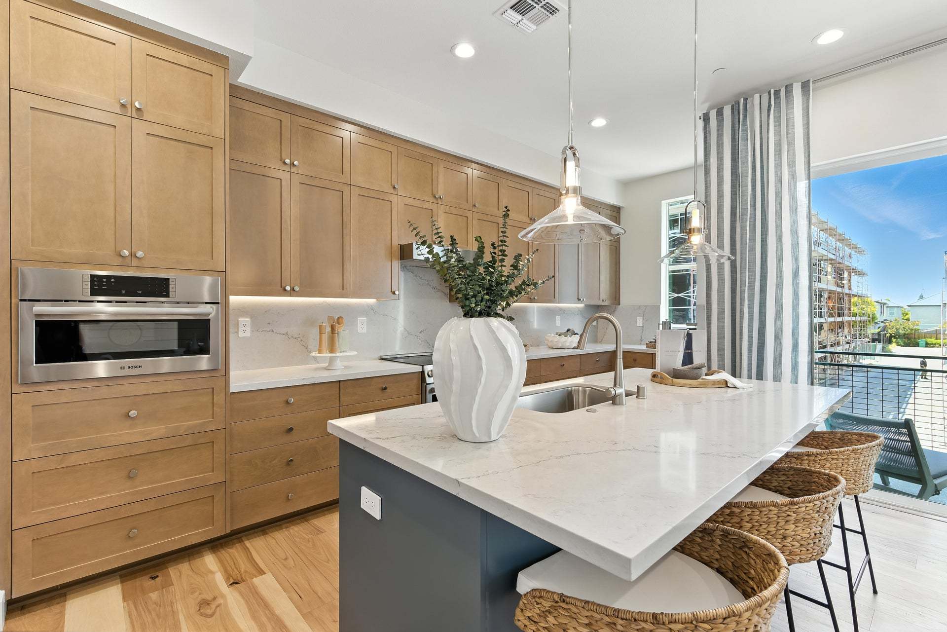 Skyline by Trumark Homes in Alameda, CA I Residence 2 Model I Kitchen