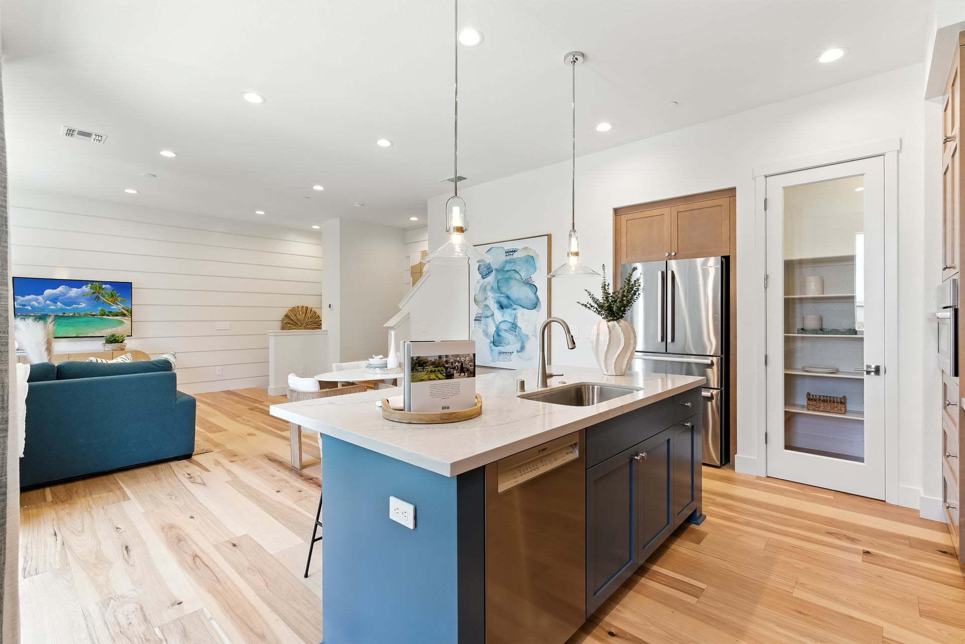 Skyline by Trumark Homes in Alameda, CA I Residence 2 Model I Kitchen Area