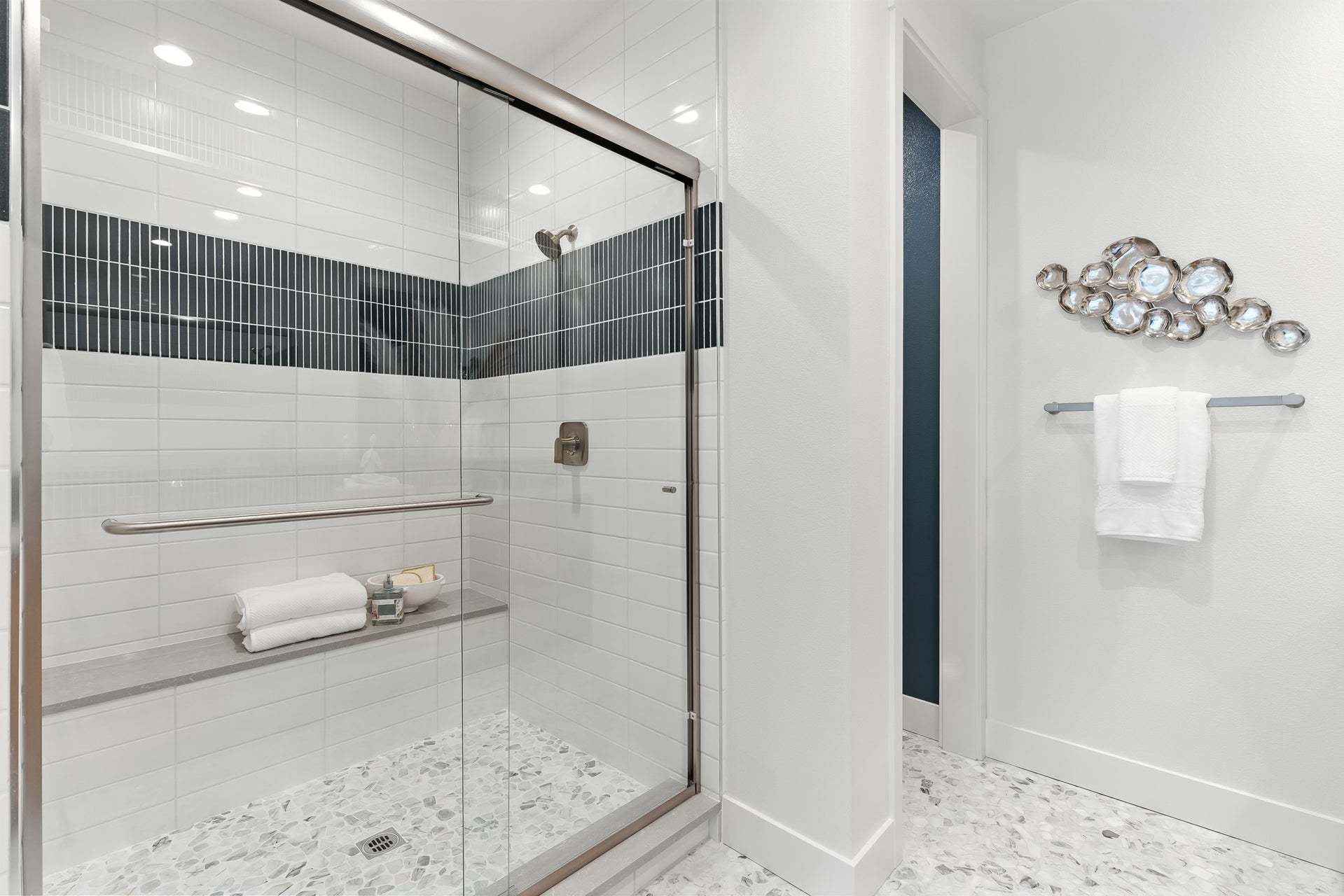 Skyline by Trumark Homes in Alameda, CA I Residence 2 Model I Primary Bathroom