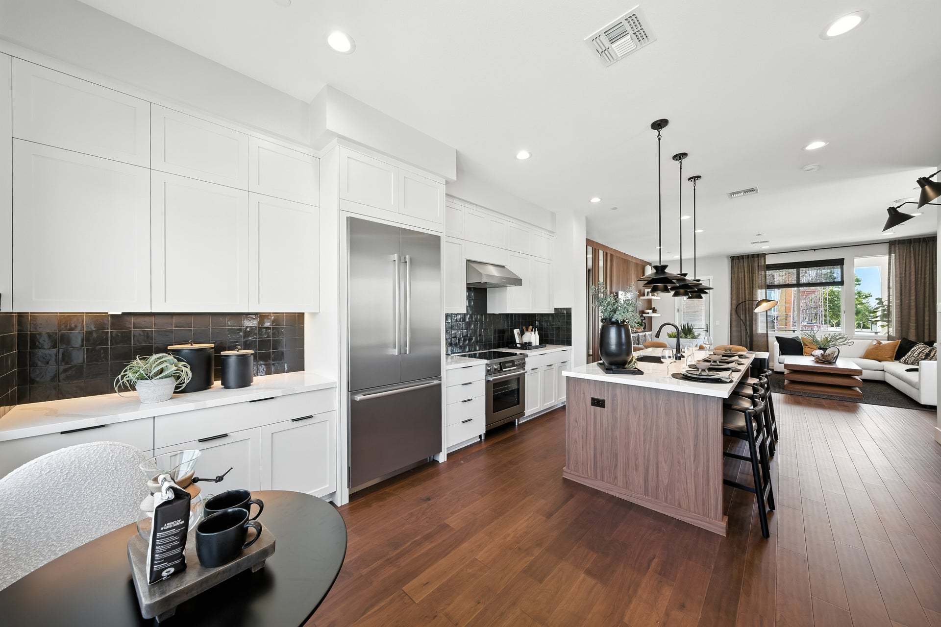 Skyline by Trumark Homes in Alameda, CA I Residence 3 Model I Kitchen