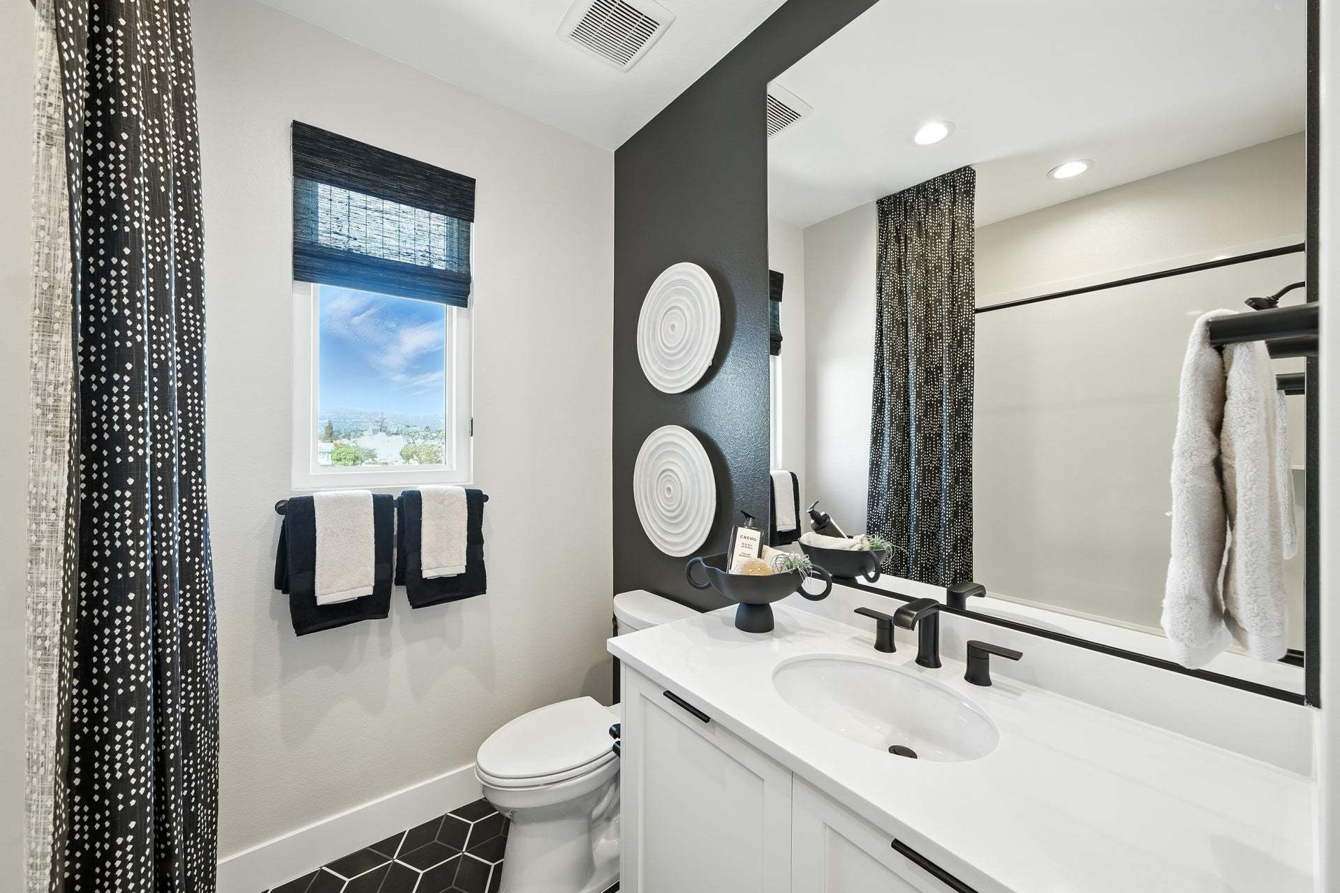 Skyline by Trumark Homes in Alameda, CA I Residence 3 Model I Bathroom