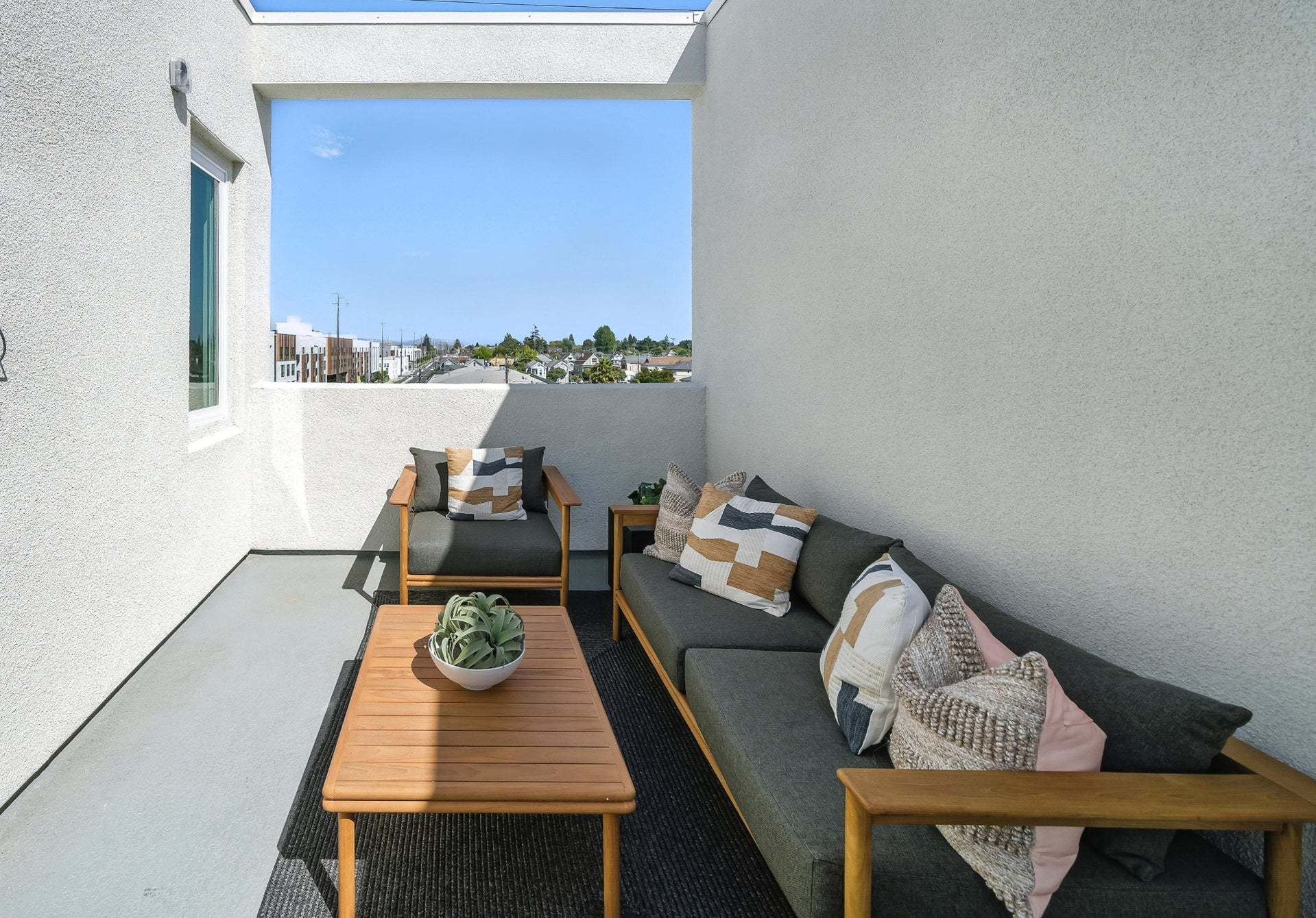 Skyline by Trumark Homes in Alameda, CA I Residence 3 Model I Rooftop Deck