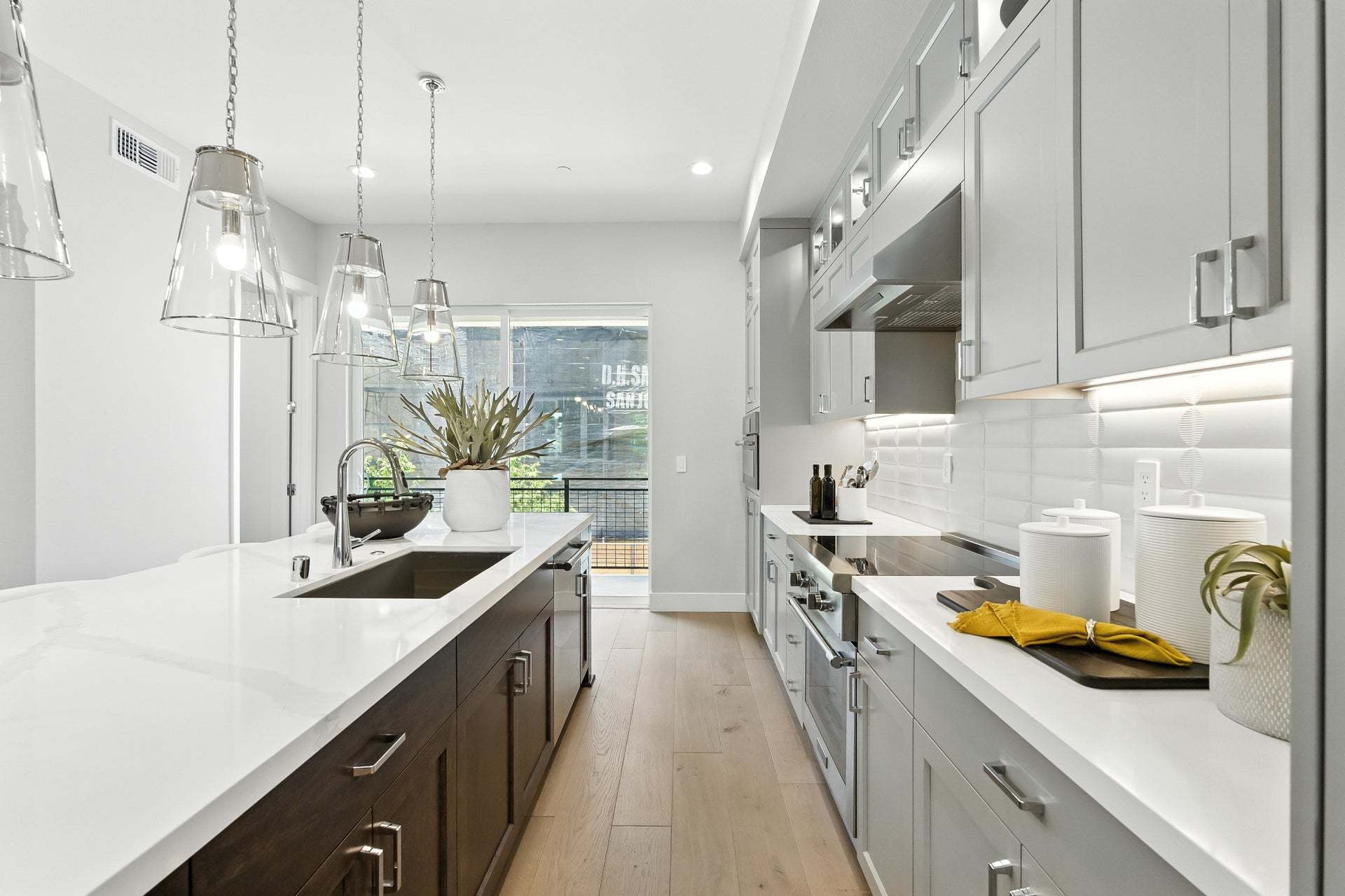 Skyline by Trumark Homes in Alameda, CA I Residence 4 Model I Kitchen