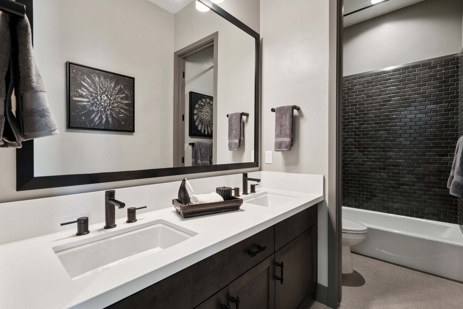 Villosa at Sea Haven | Alder Model | Bathroom 2