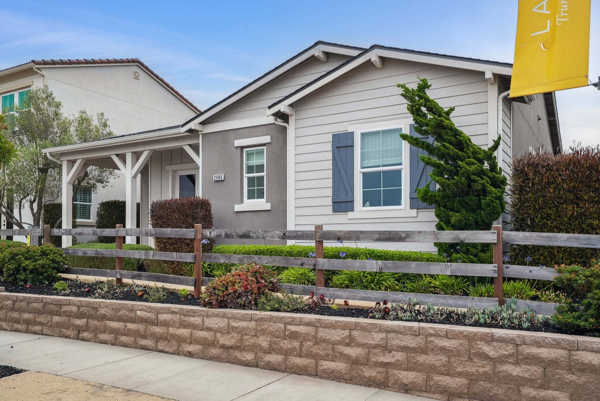 Layia at Sea Haven | Bardin | Exterior