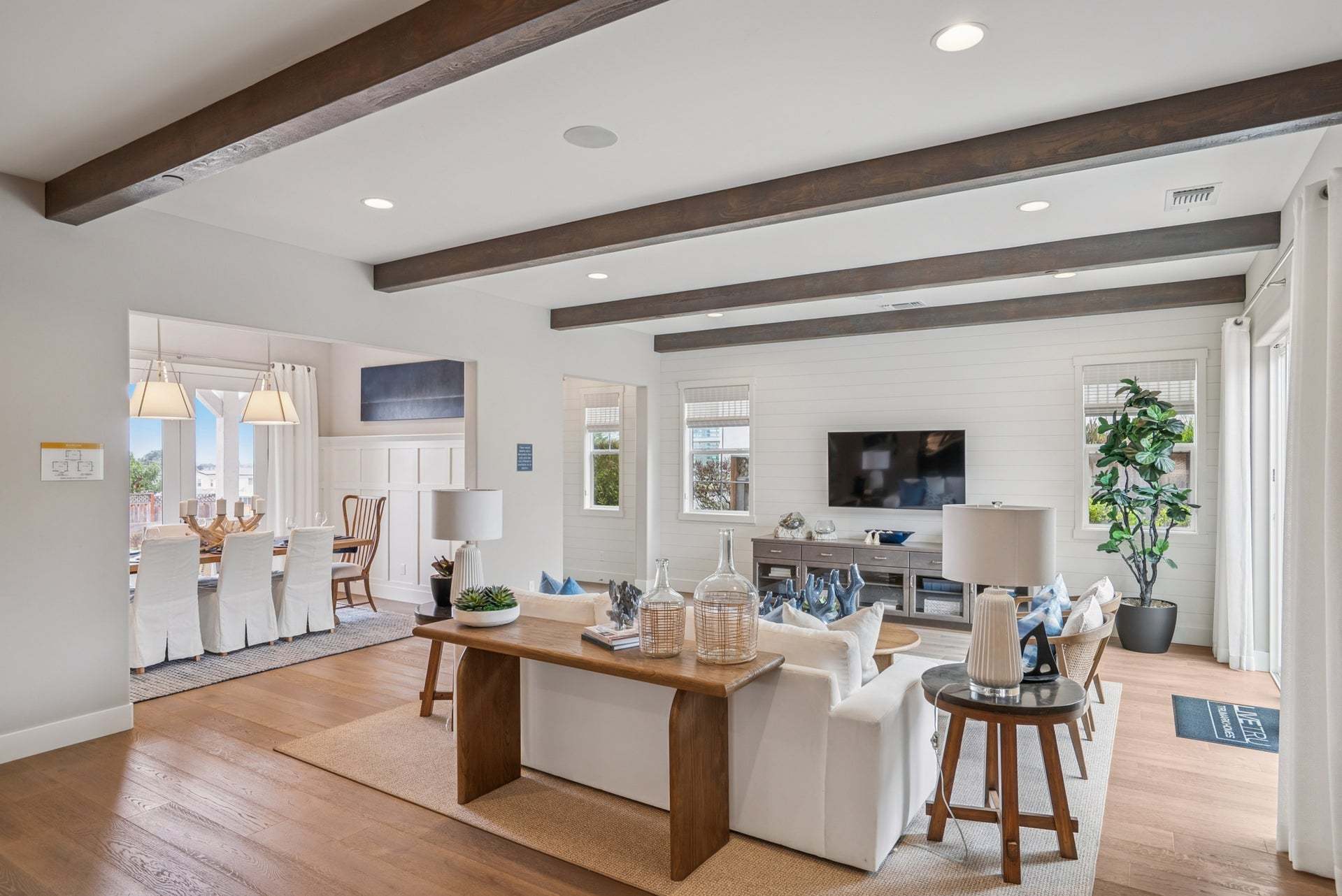 Layia at Sea Haven | Bardin | Great Room