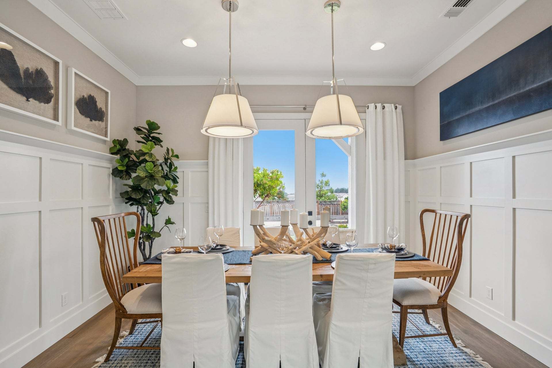 Layia at Sea Haven | Bardin | Dining Room