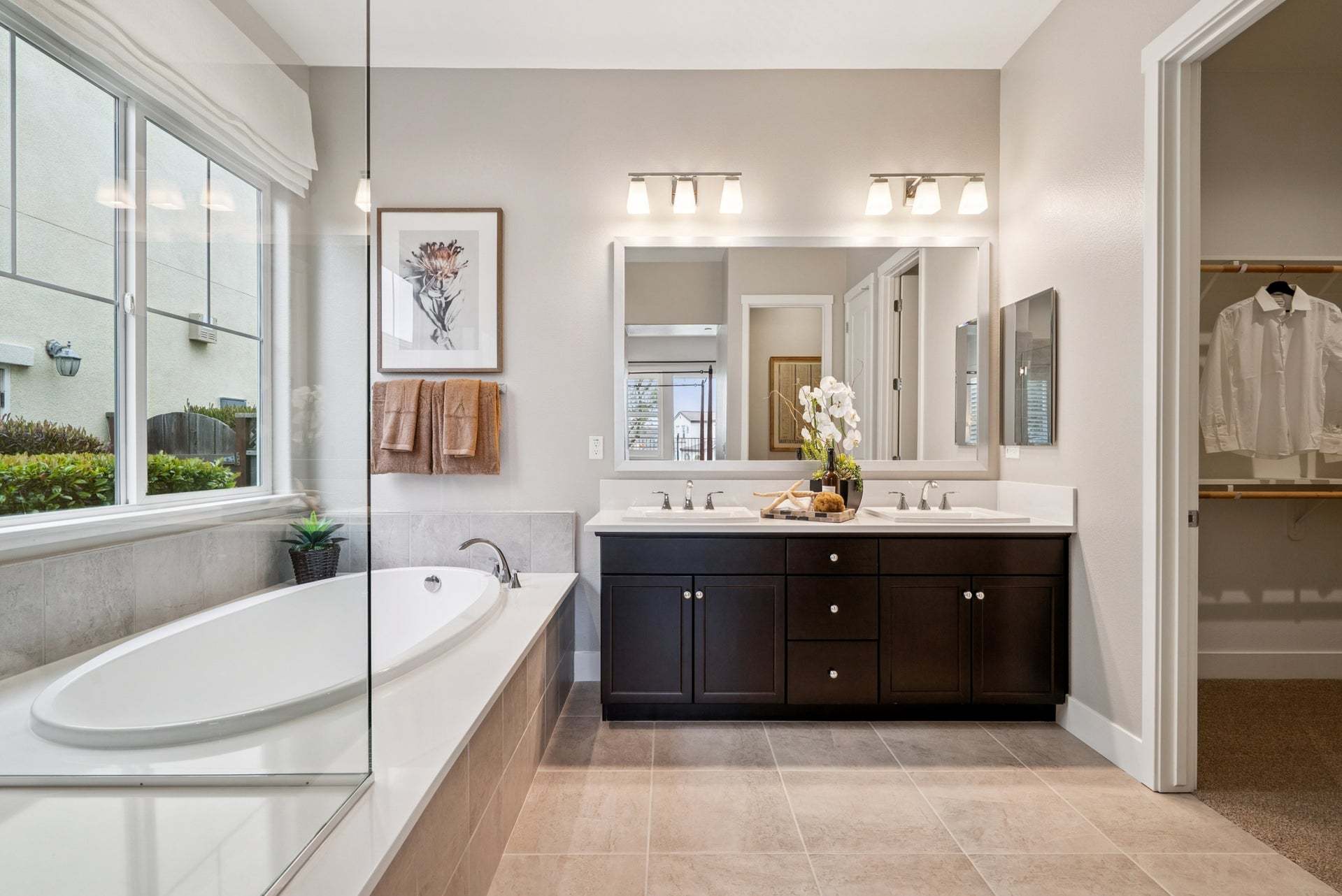 Villosa at Sea Haven | Bixby Model | Owner's Bathroom