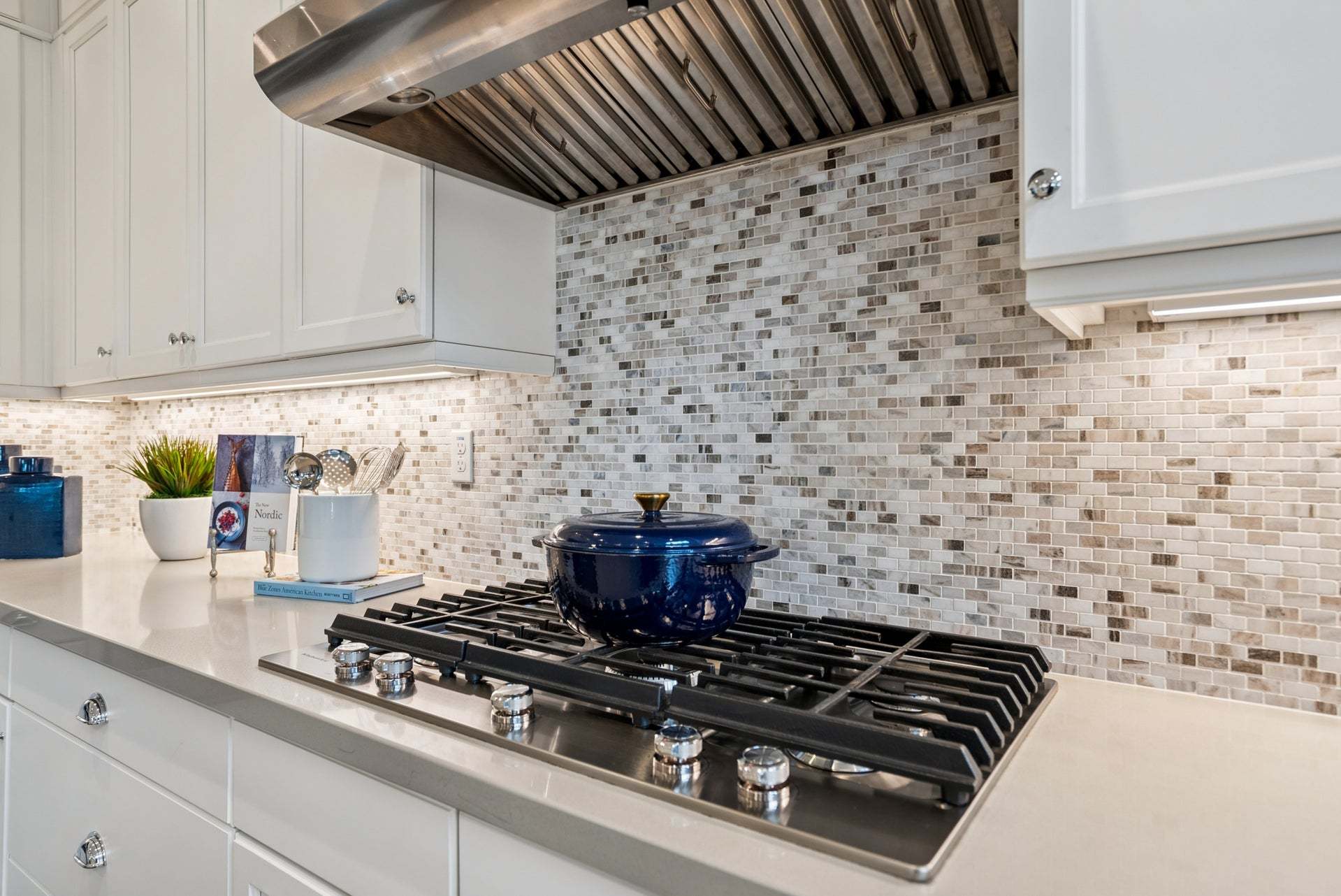 Villosa at Sea Haven | Ribera Model | Kitchen
