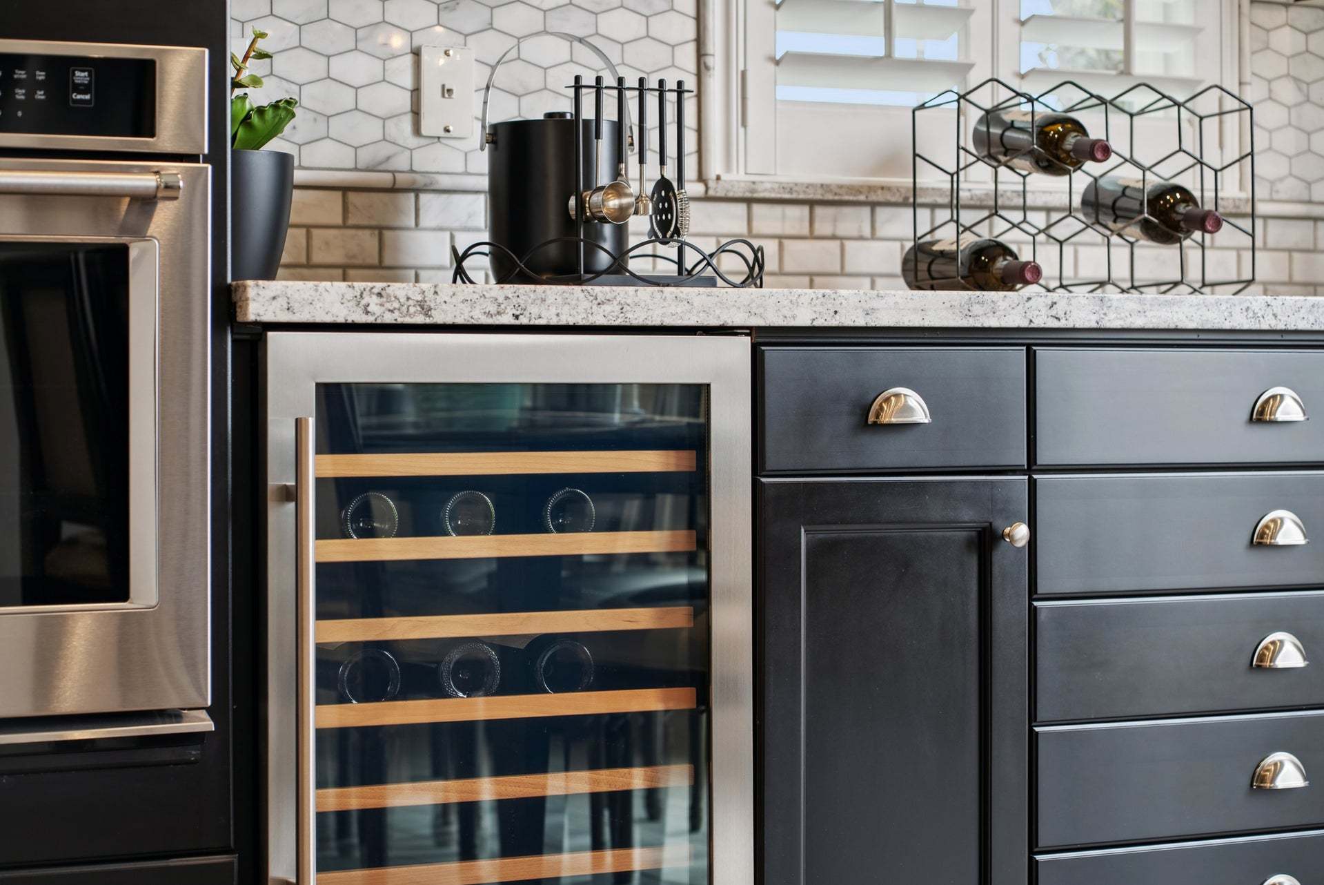 Layia at Sea Haven | Maddison Model | Wine Niche