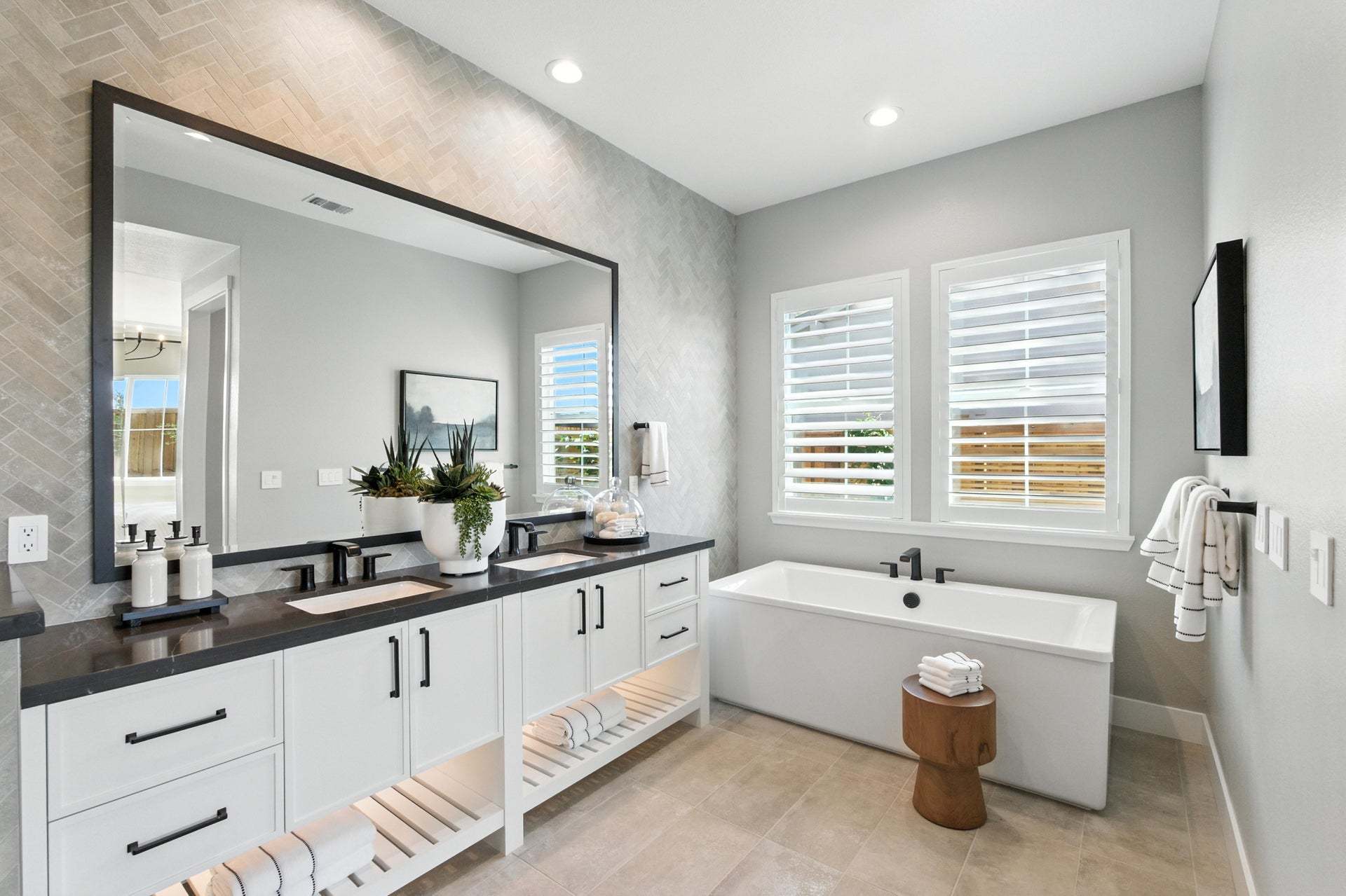 Apricot Estates by Trumark Homes in Brentwood, CA I Residence 1 Model I Bath and Dual Vanity