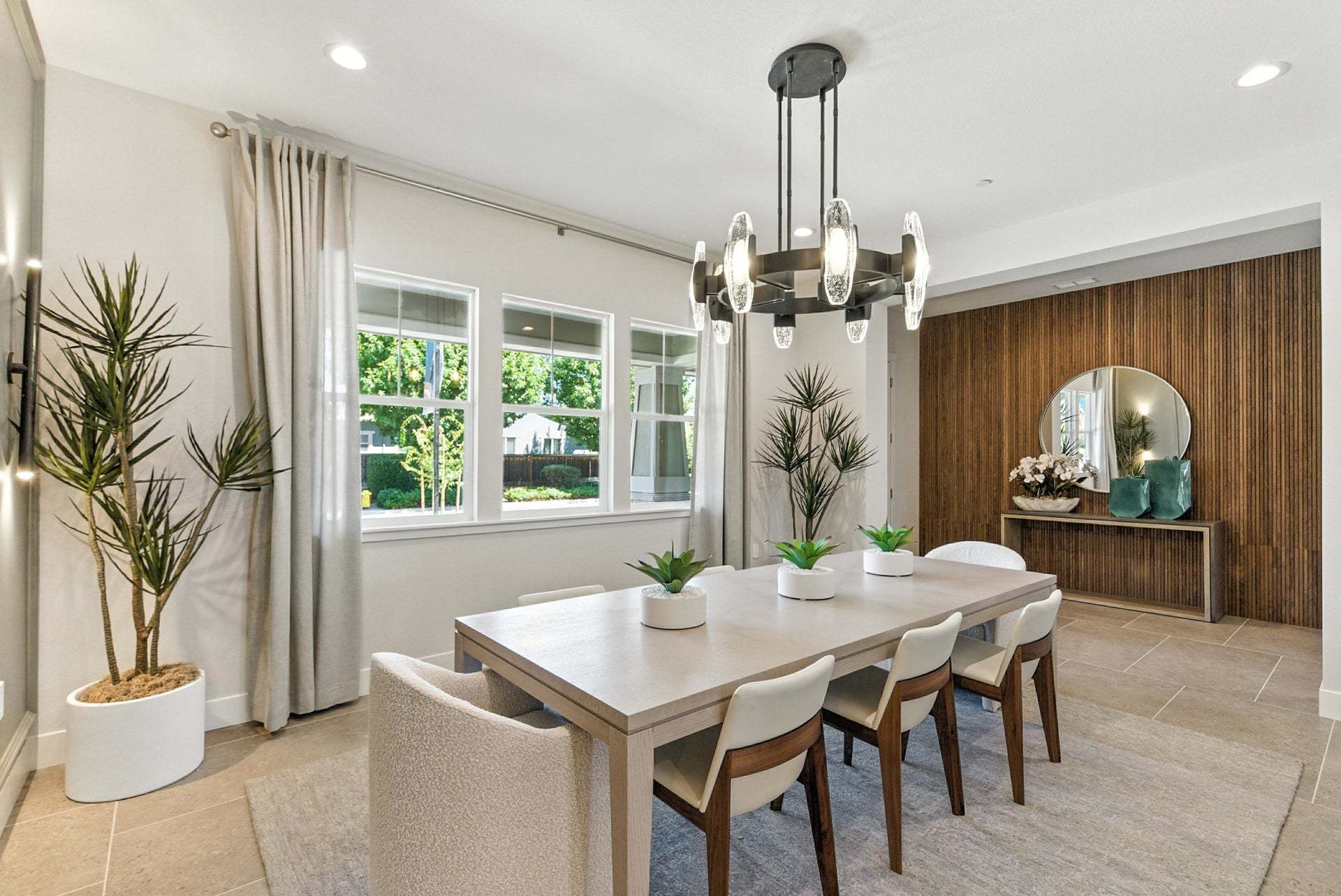 Apricot Estates by Trumark Homes in Brentwood, CA I Residence 2 Model I Dining Room