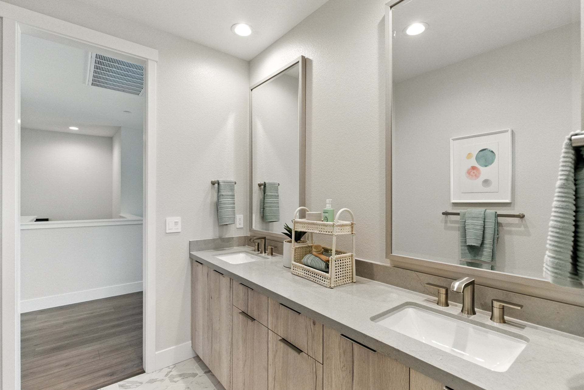 Apricot Estates by Trumark Homes in Brentwood, CA I Residence 2 Model I Bathroom