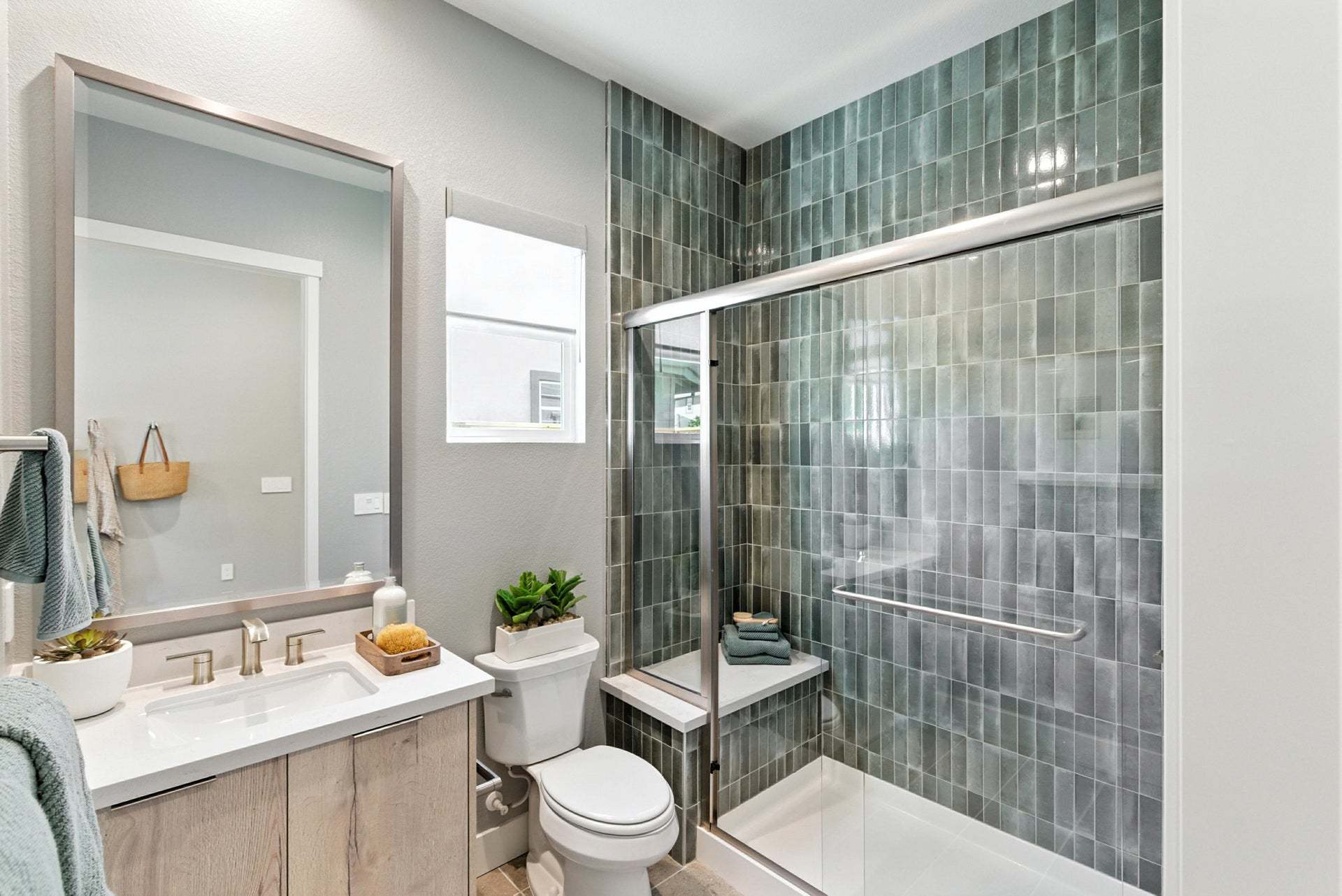 Apricot Estates by Trumark Homes in Brentwood, CA I Residence 2 Model I Bathroom