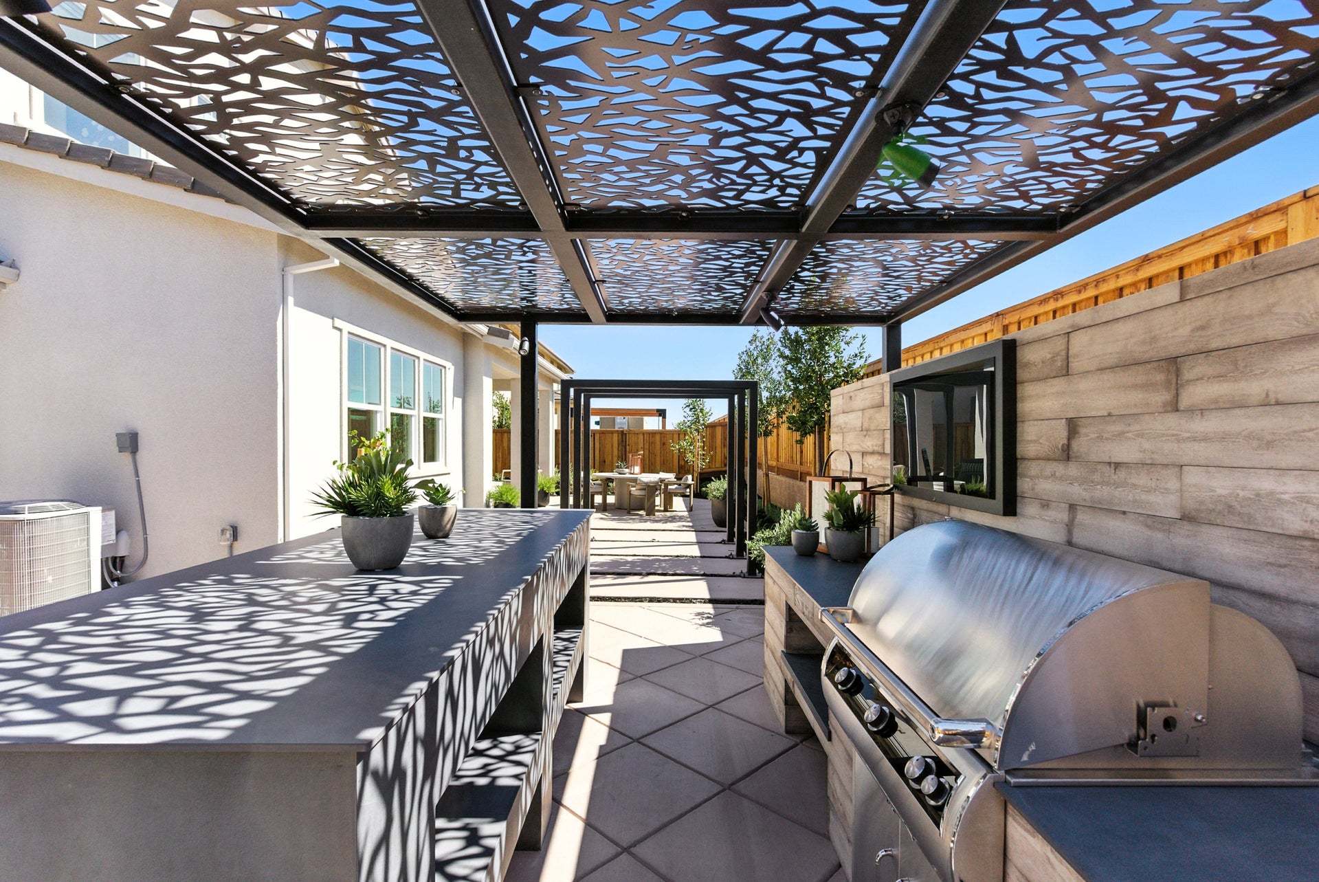 Apricot Estates by Trumark Homes in Brentwood, CA I Residence 2 Model I Backyard