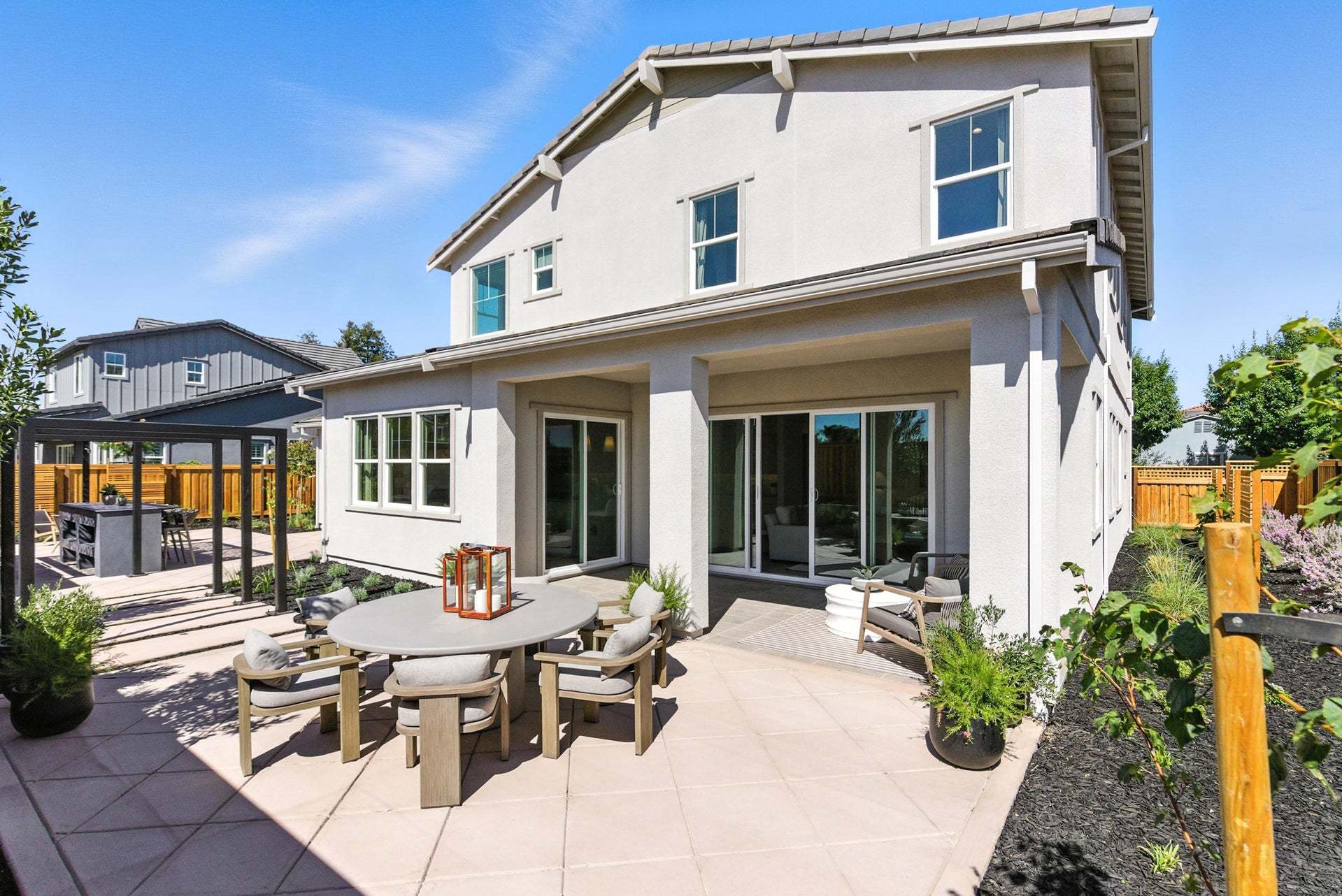 Apricot Estates by Trumark Homes in Brentwood, CA I Residence 2 Model