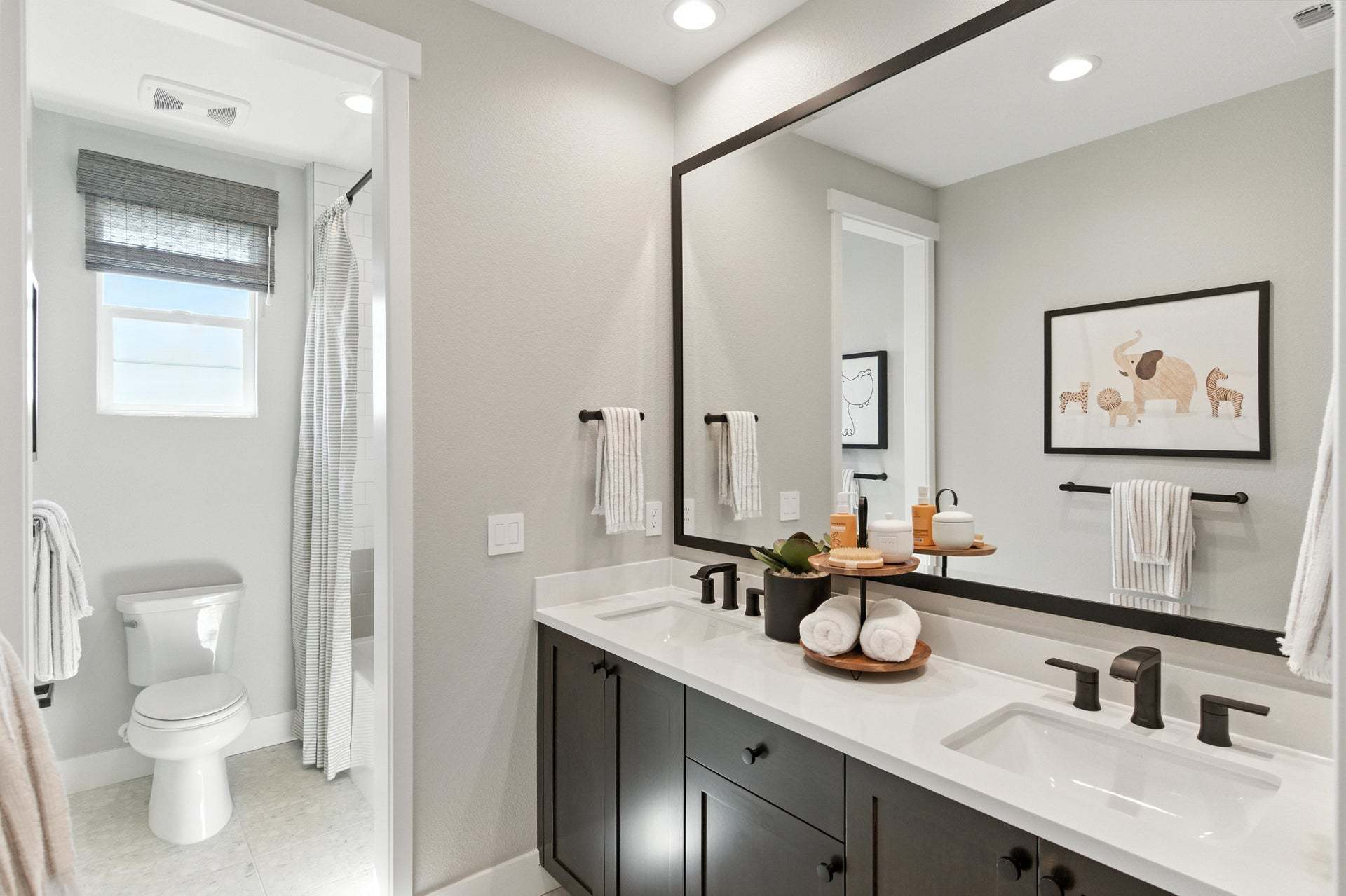 Apricot Estates by Trumark Homes in Brentwood, CA I Residence 3 Model I Bathroom