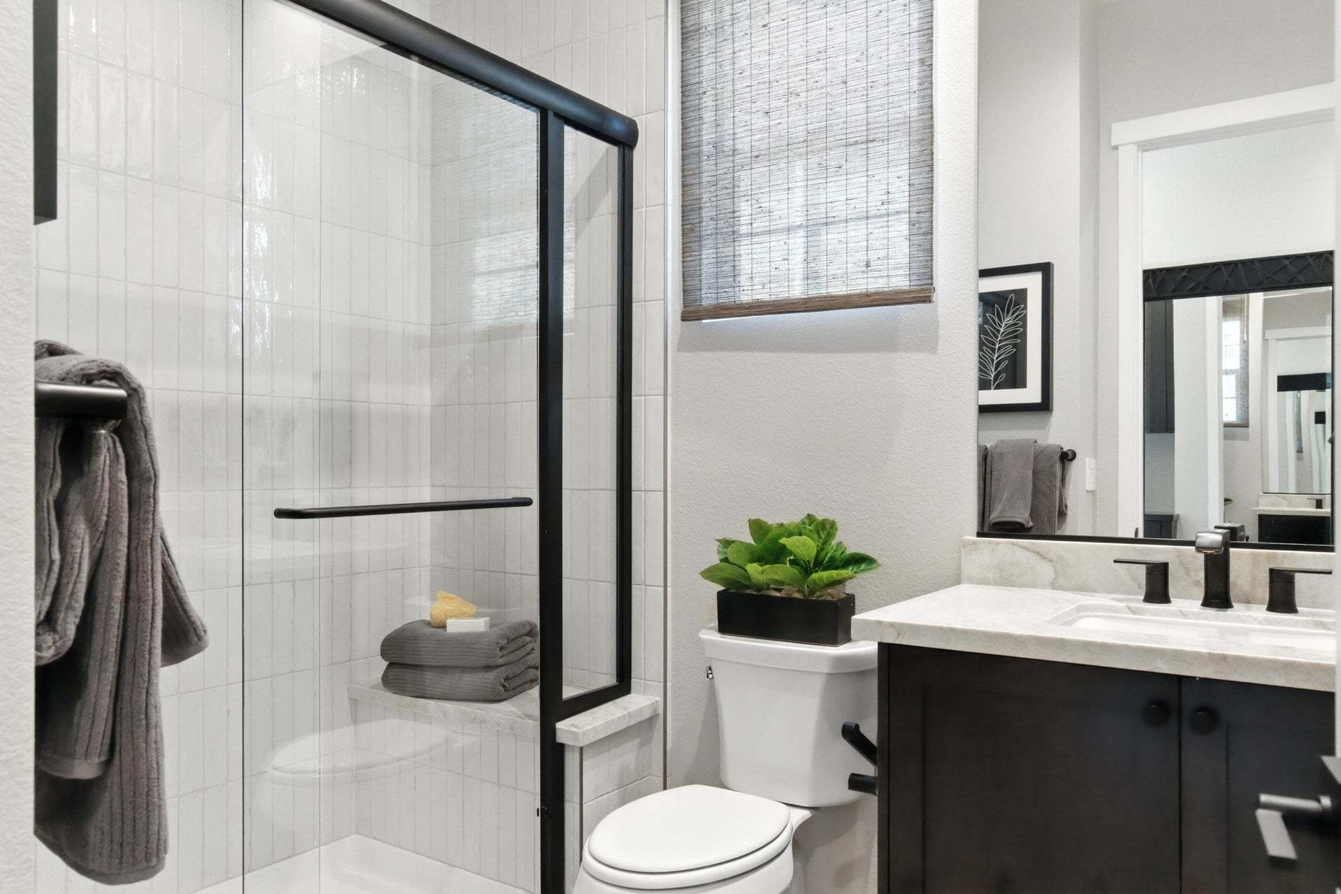 Apricot Estates by Trumark Homes in Brentwood, CA I Residence 3 Model I Bathroom