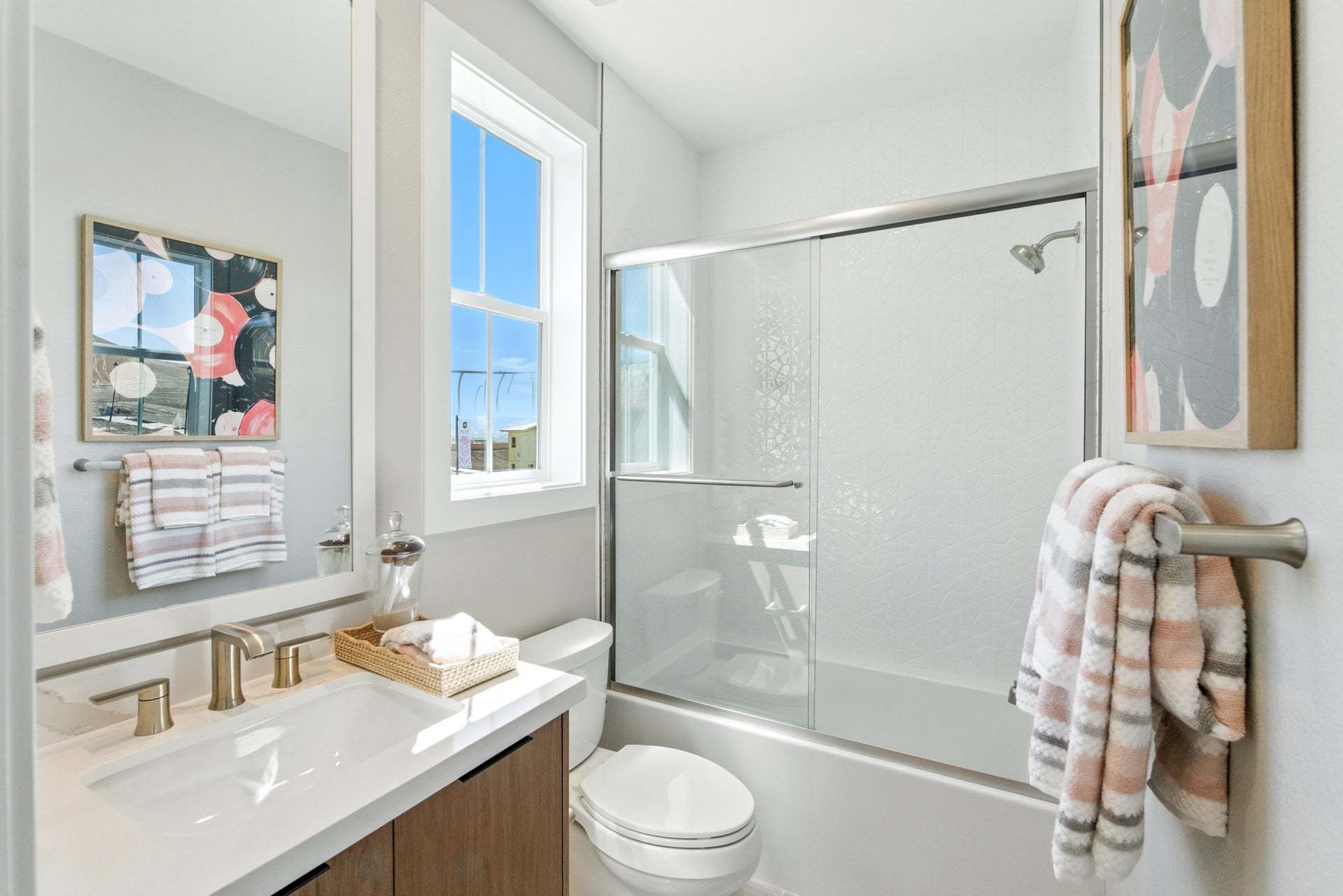 Orchid at Francis Ranch by Trumark Homes in Dublin, CA I Residence 1 Model I Bathroom