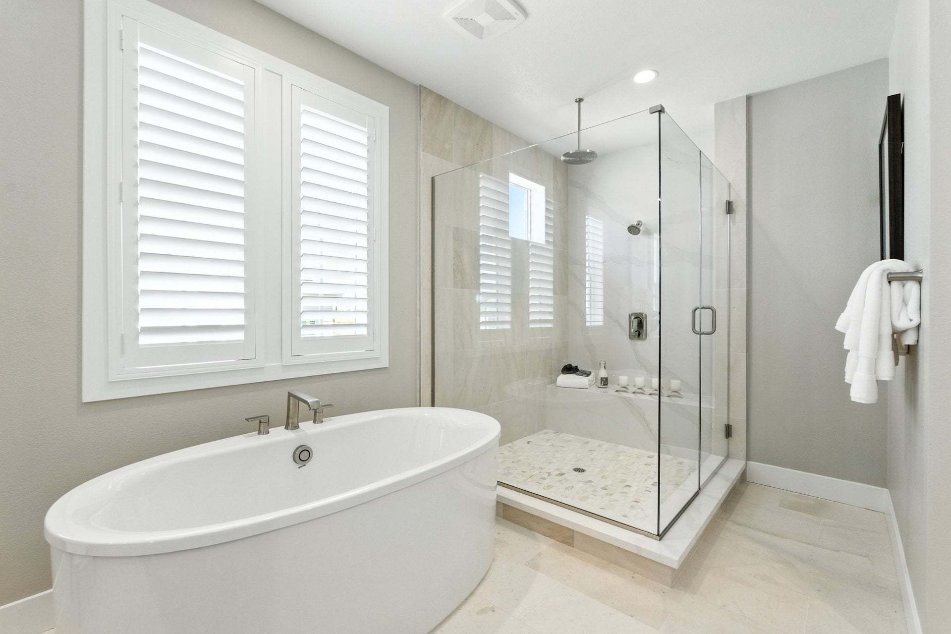 Orchid at Francis Ranch by Trumark Homes in Dublin, CA I Residence 1 Model I Primary Bathroom