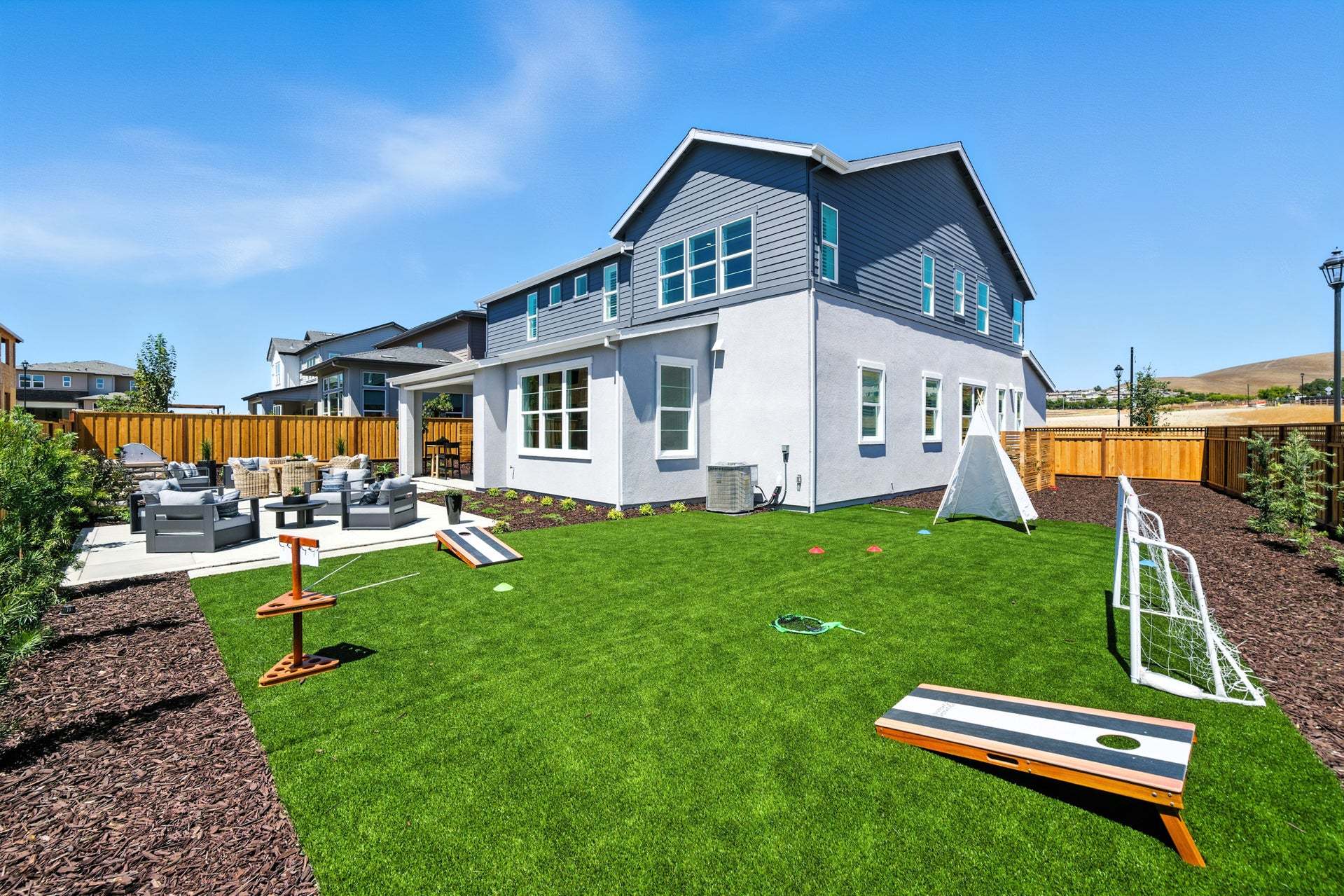 Azure at Francis Ranch by Trumark Homes in Dublin I Residence 3 Model I Backyard