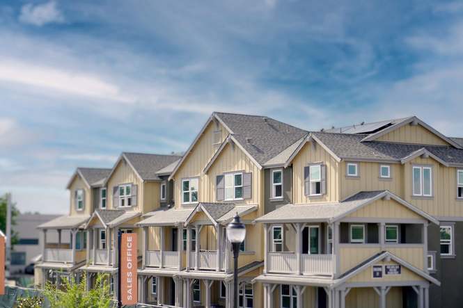 Amara at Arroyo Crossings by Trumark Homes I Livermore, CA