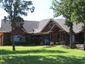 casa en Chitwood Farms por Turner & Company