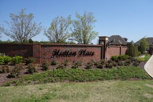 Hutton Place por Turner & Company en Oklahoma City Oklahoma