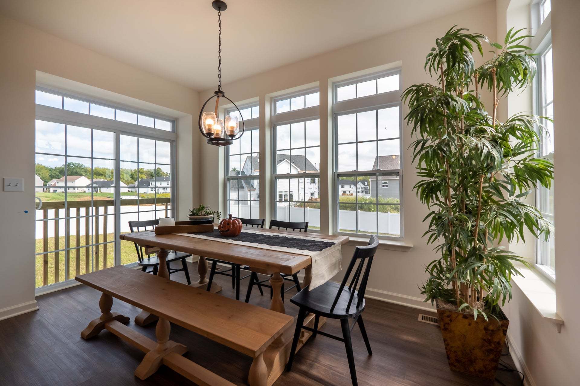 Bellwood Dining Nook