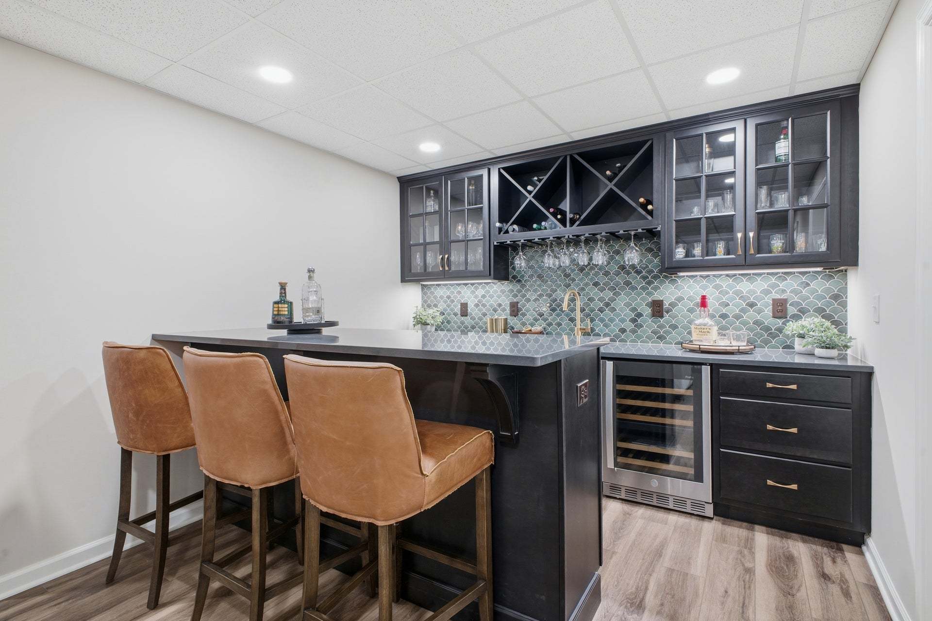 Breckenridge Optional Finished Basement Bar