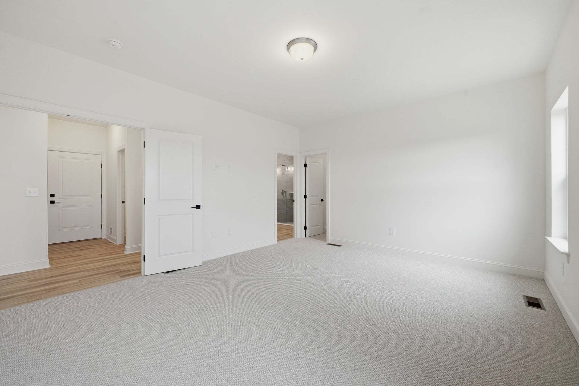 Sienna 1st Floor Owners' Bedroom