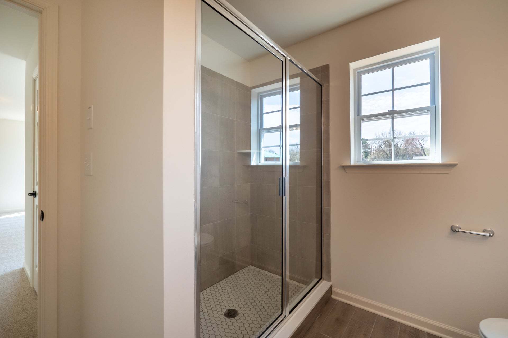 Chapman Owner's Bath