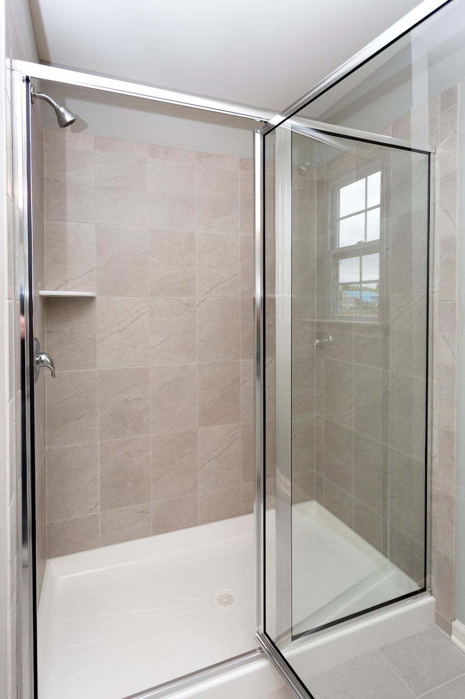 Chapman Owner's Bath