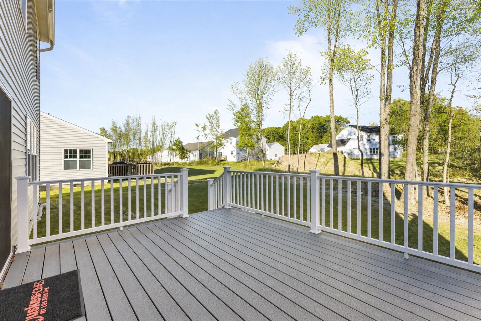 Madison Deck