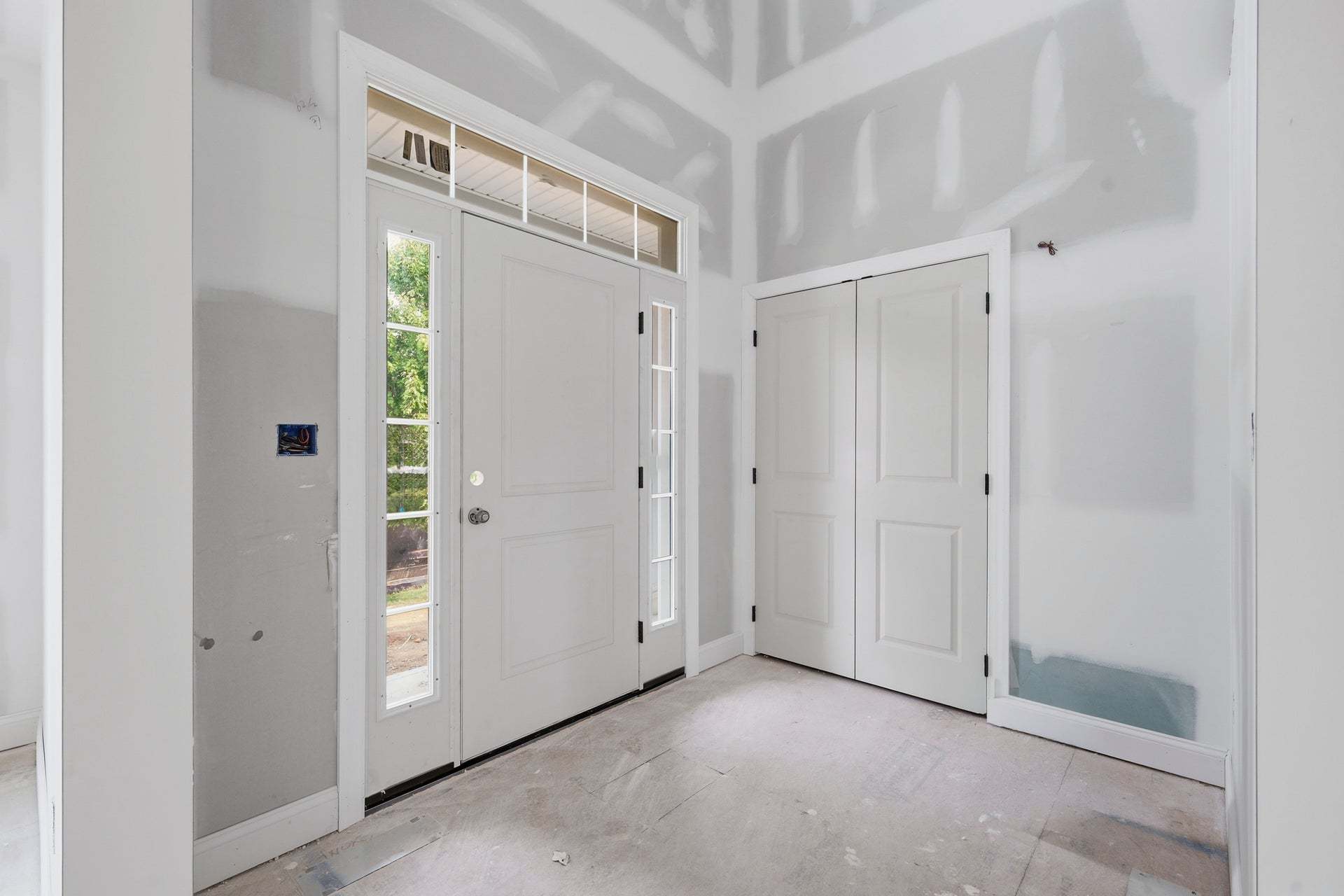 Aspen 2-Story Foyer