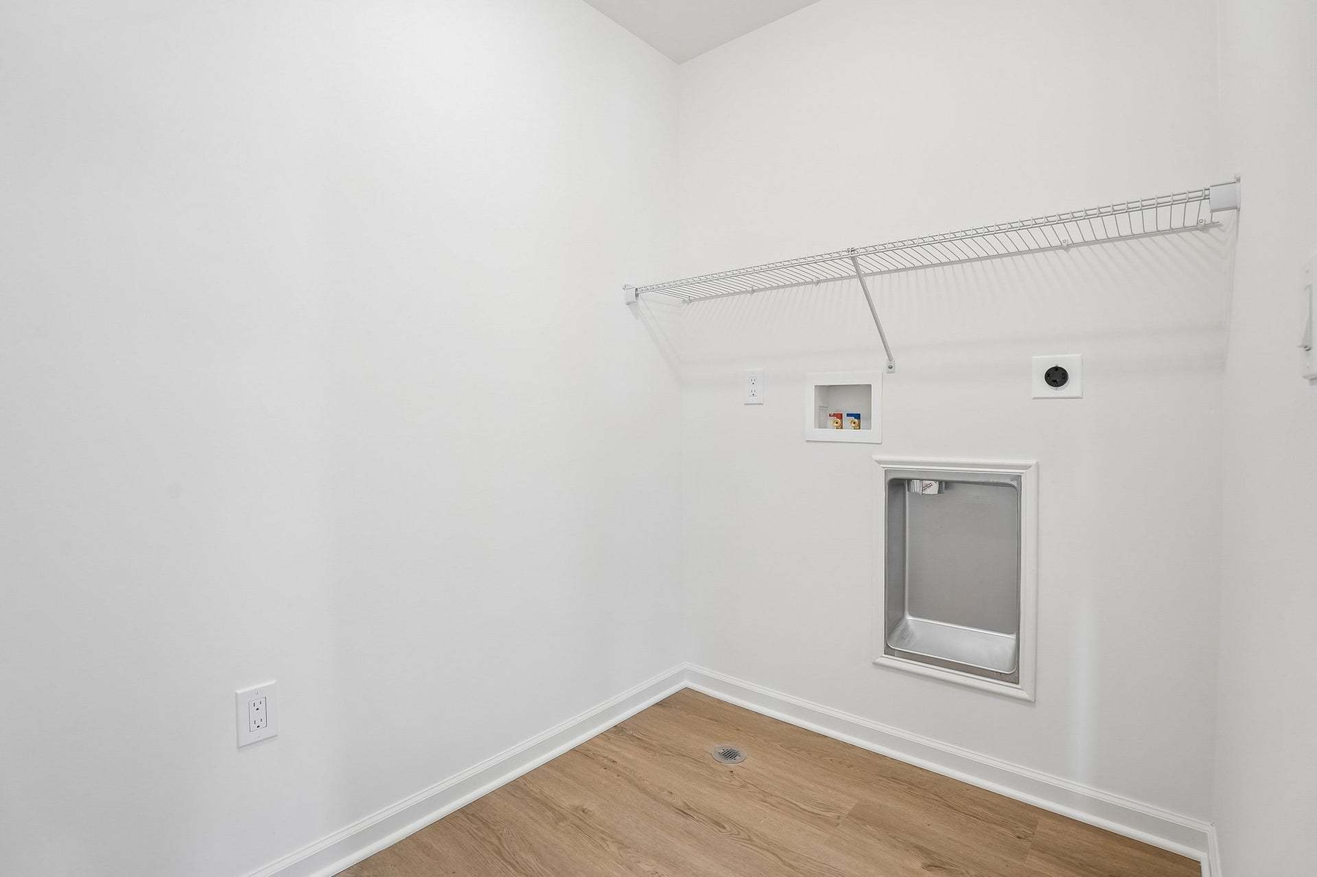 2nd Floor Laundry