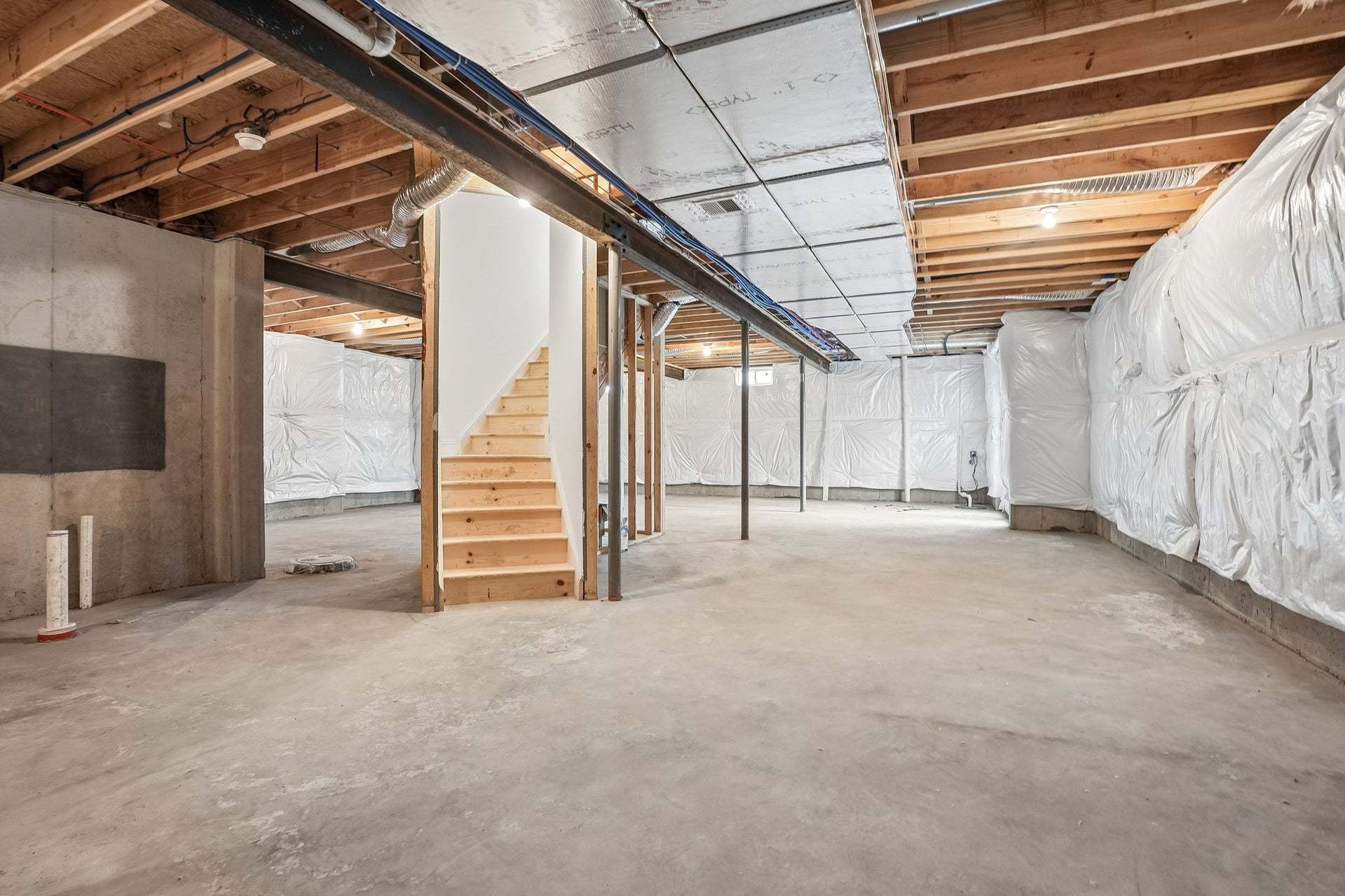 9' Full Basement