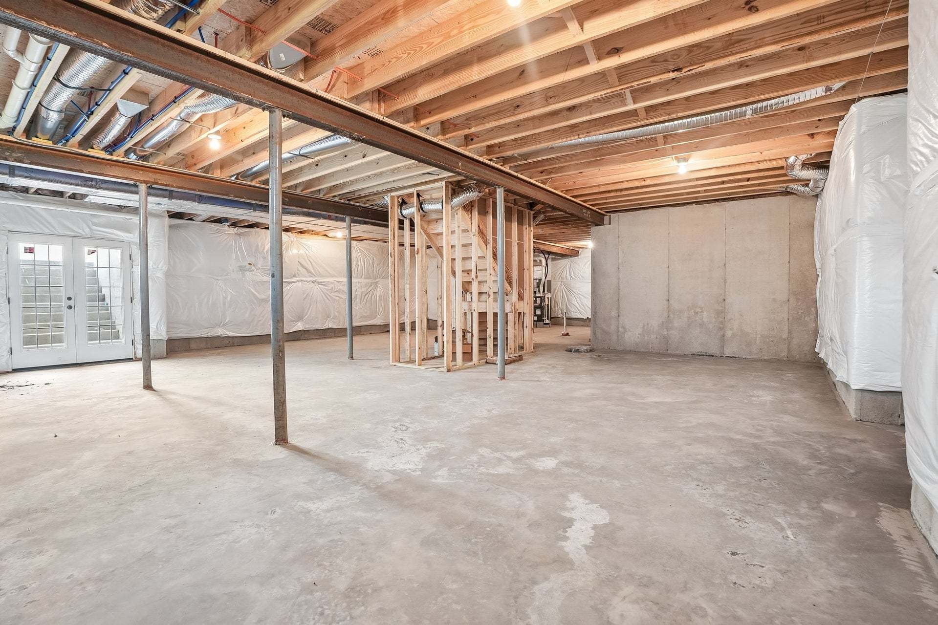 9' Full Basement