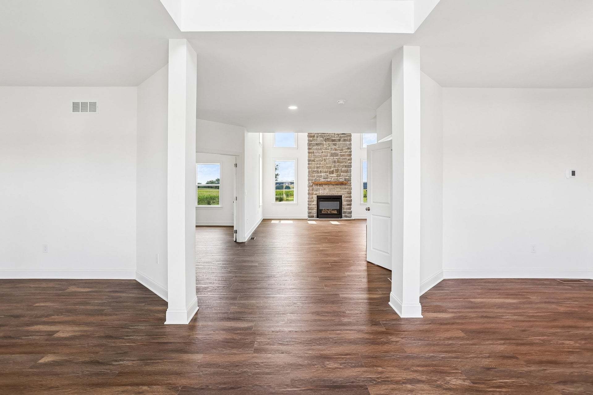 2-Story Foyer