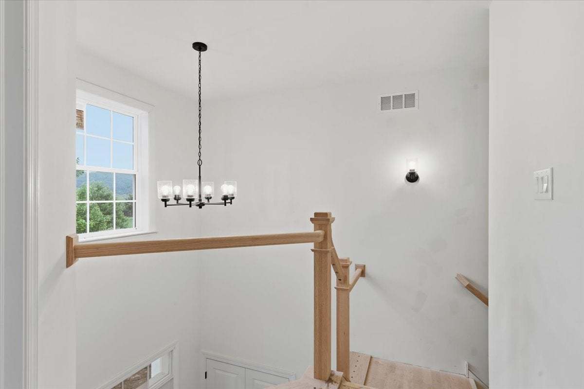 2-Story Foyer
