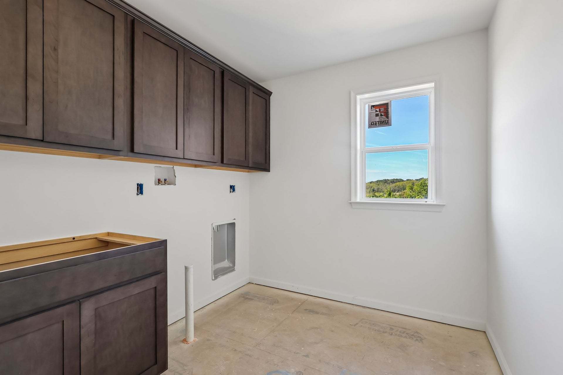 Preakness 2nd Floor Laundry Room