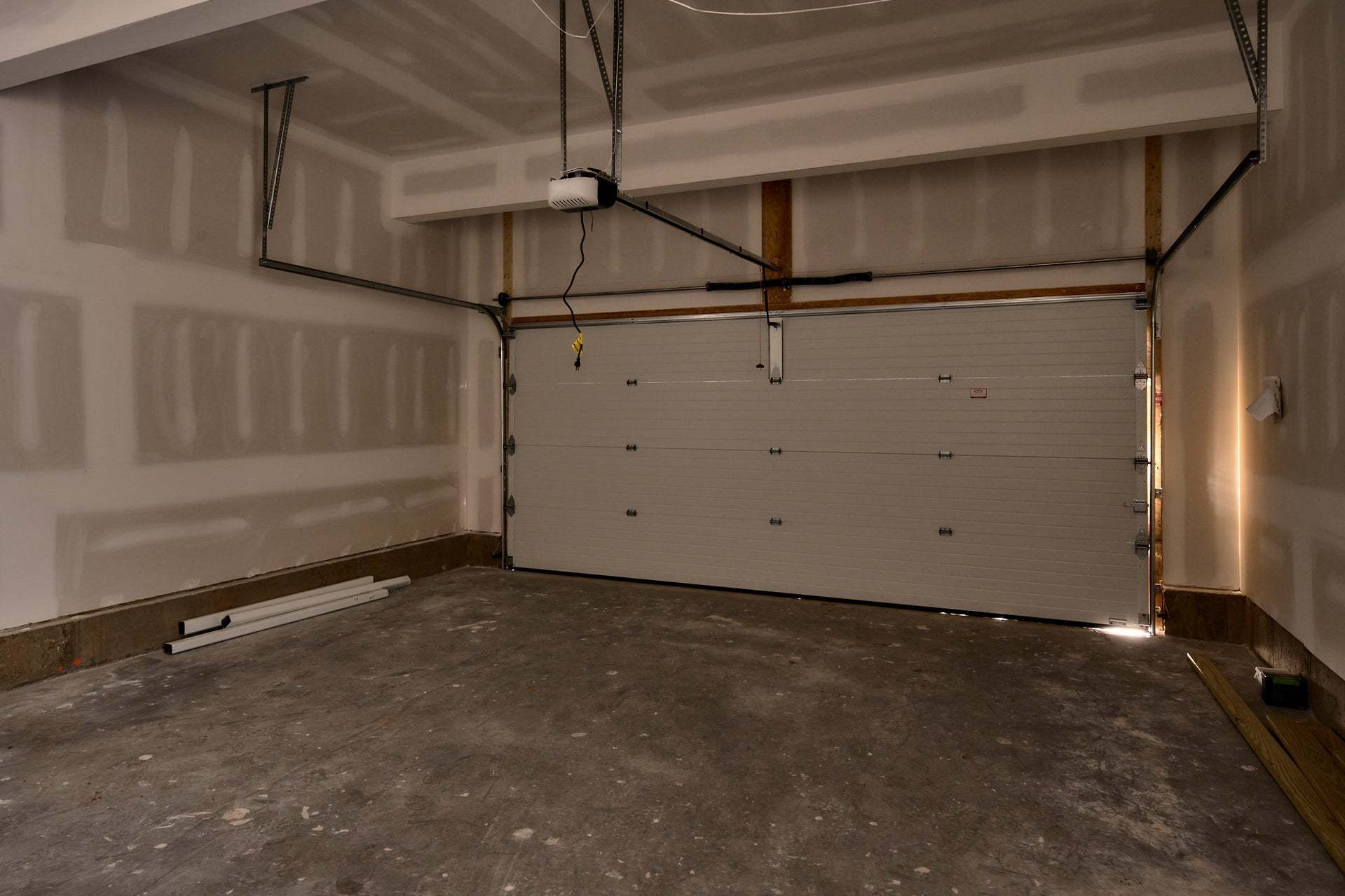 2-Car Garage