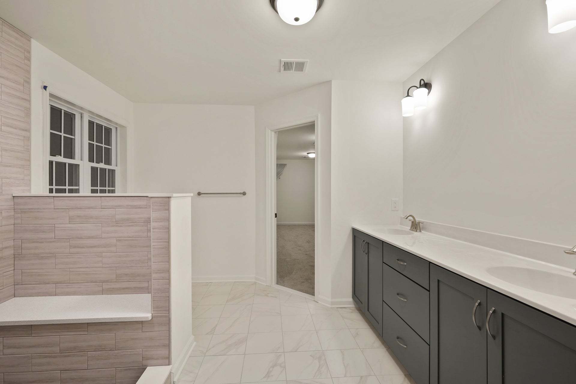 Churchill Owner's Bath