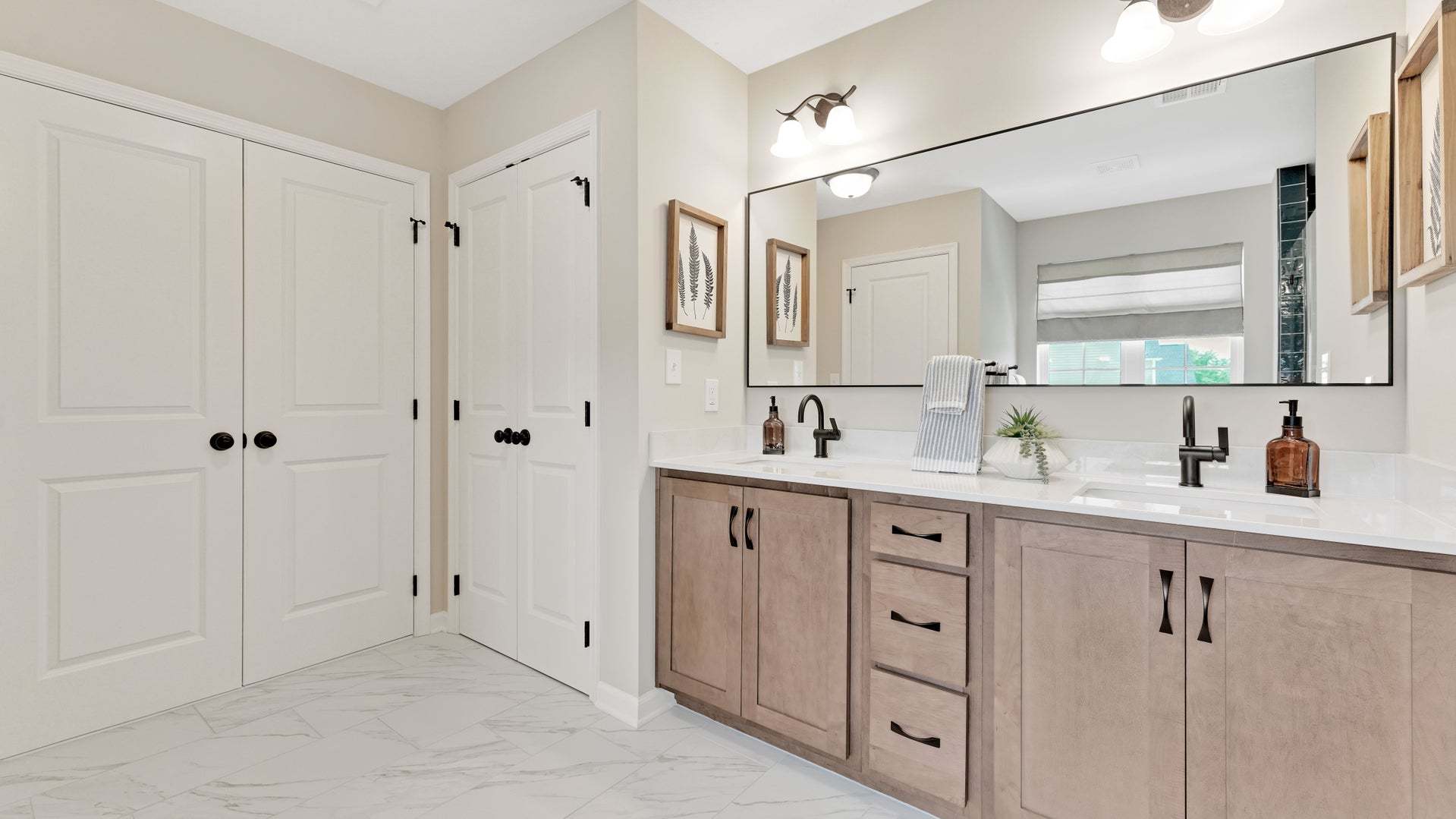 Owner's Bathroom